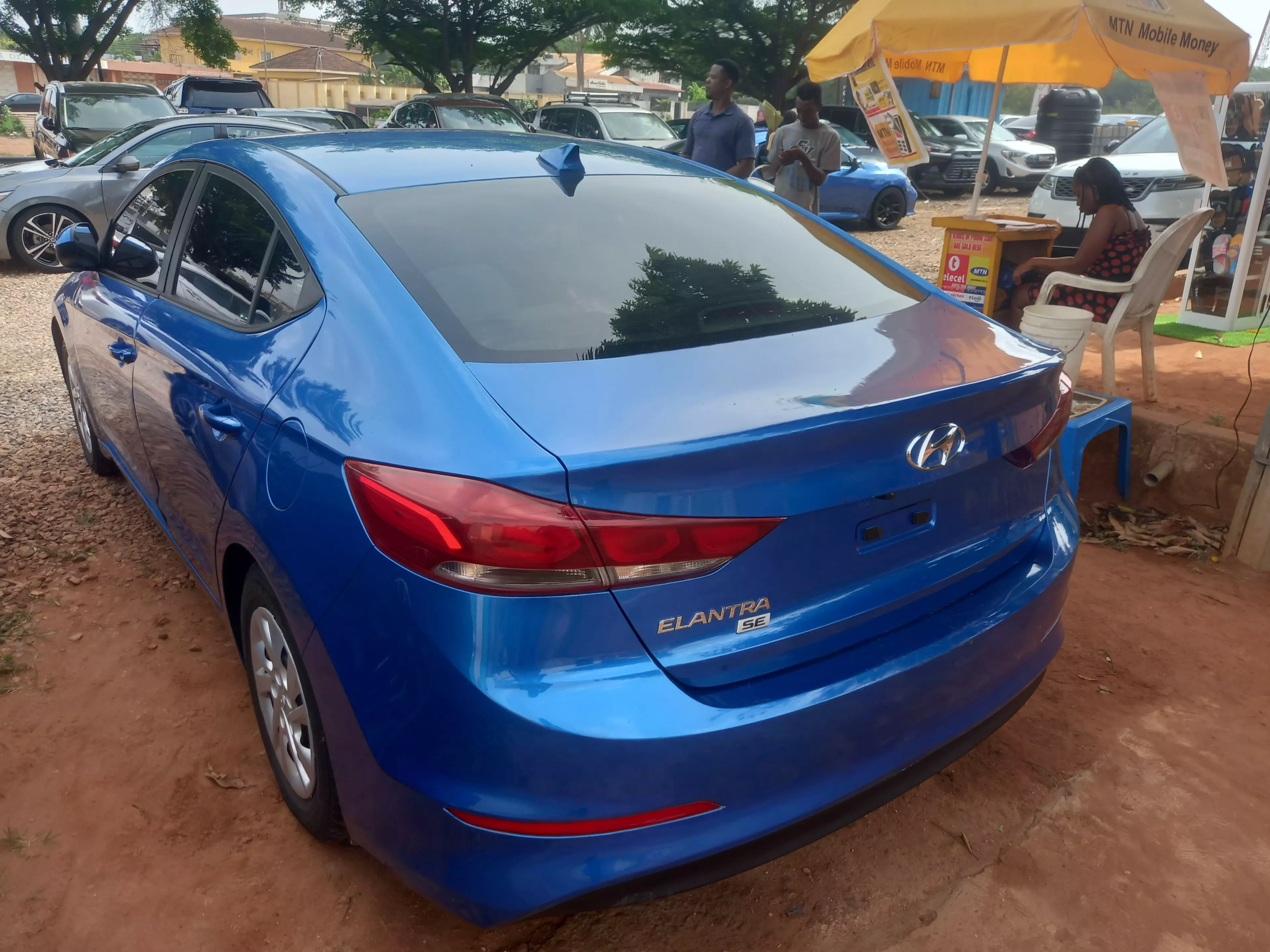 Hyundai Elantra   - 2017