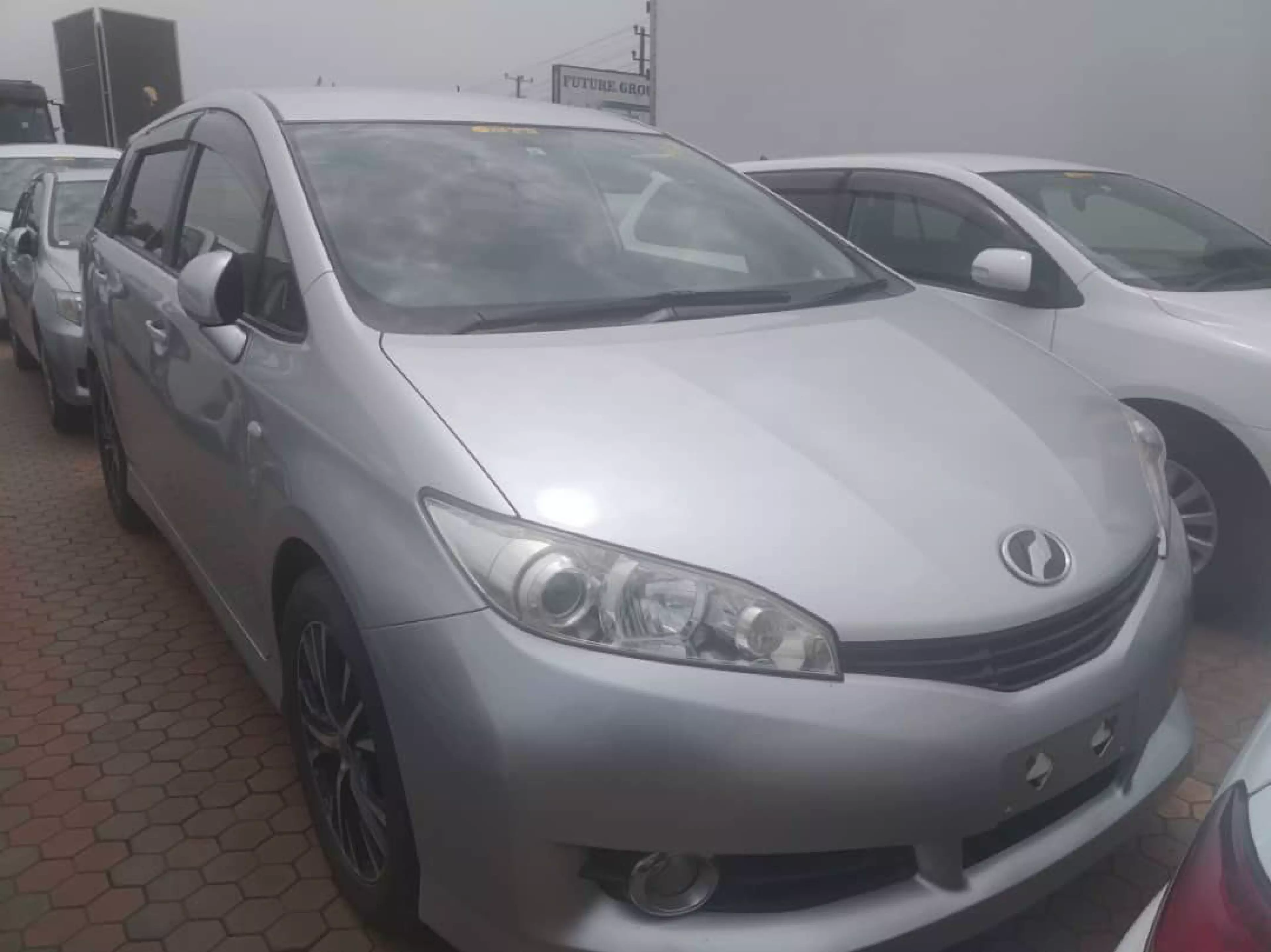 Toyota Wish - 2009