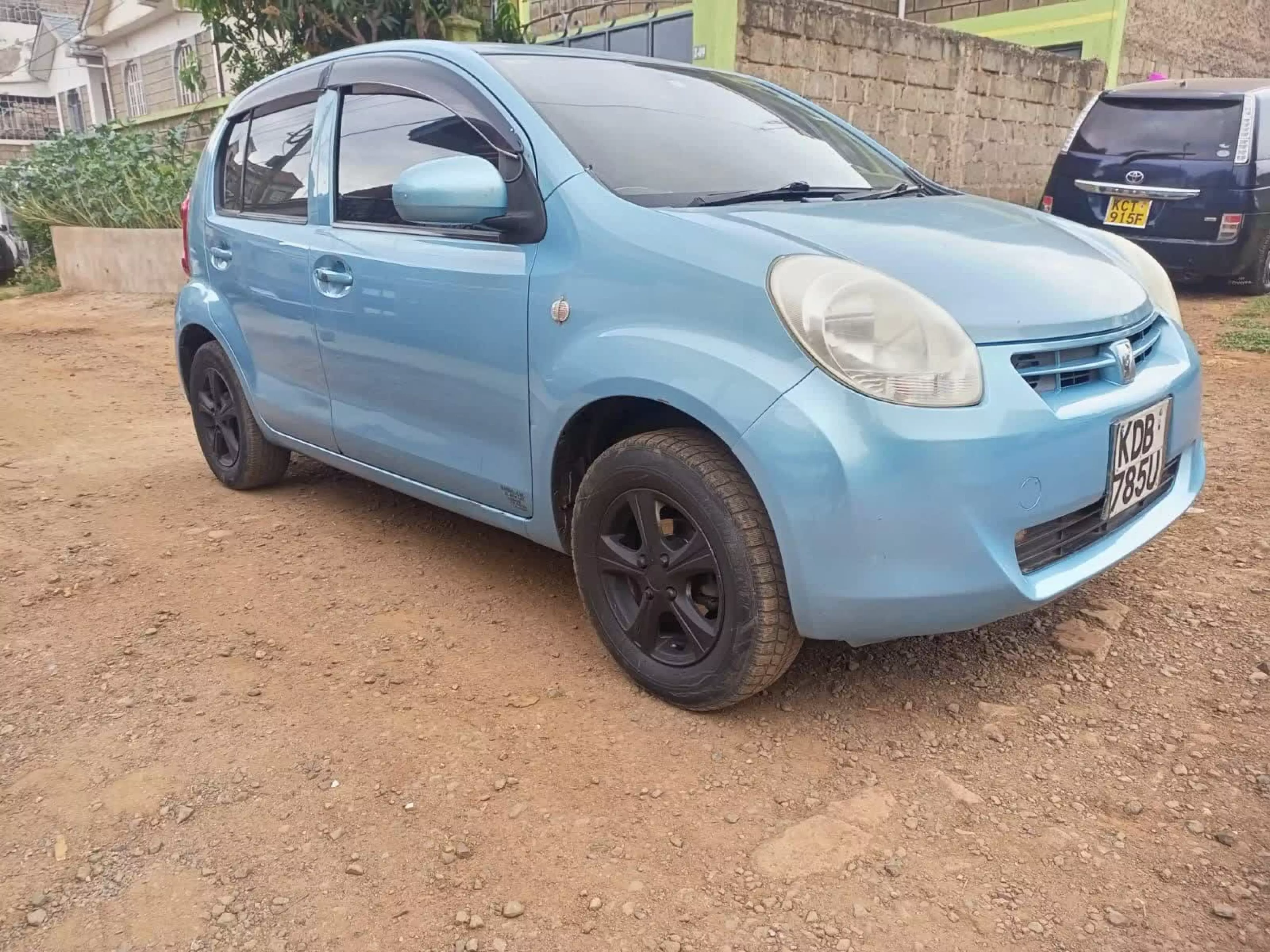 Toyota Passo - 2013