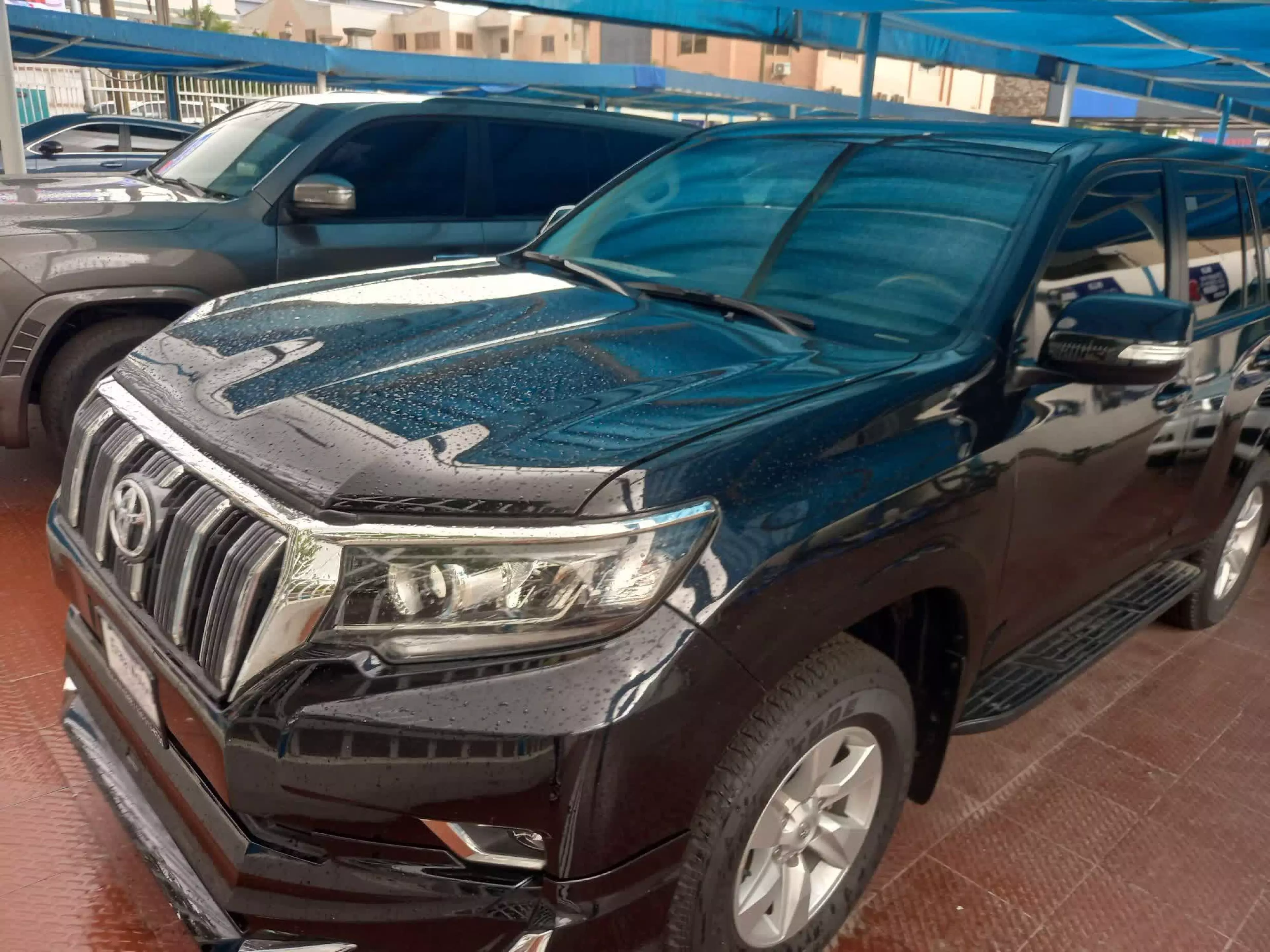 Toyota Land Cruiser Prado TX L - 2017