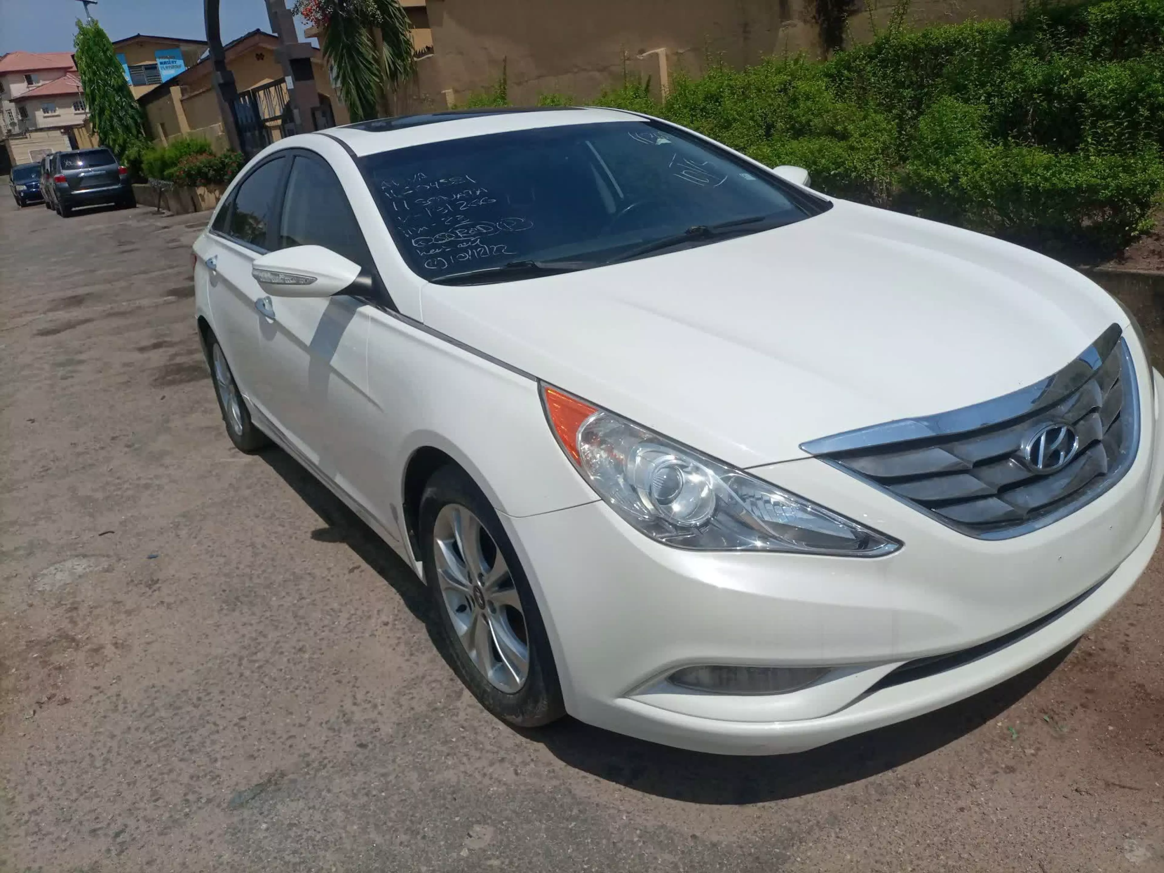 Hyundai Sonata - 2011