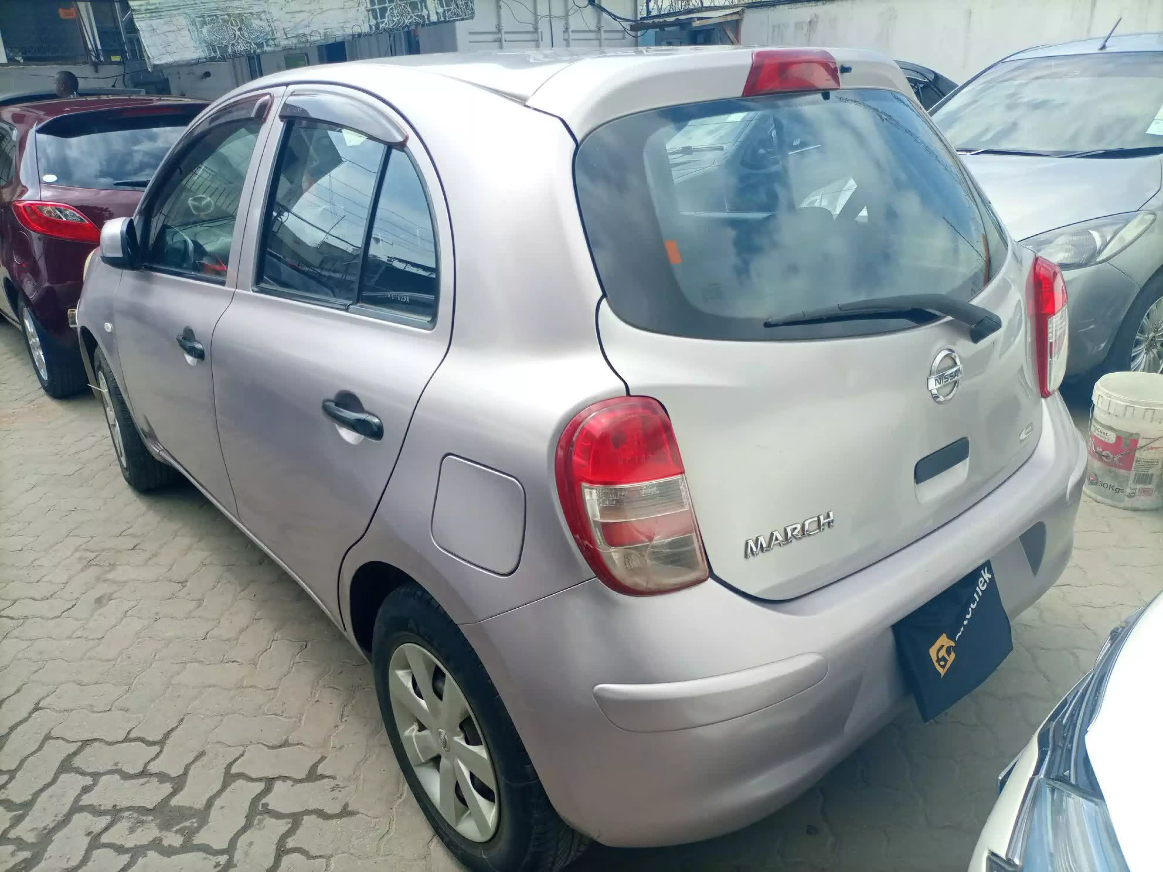 Nissan March - 2011