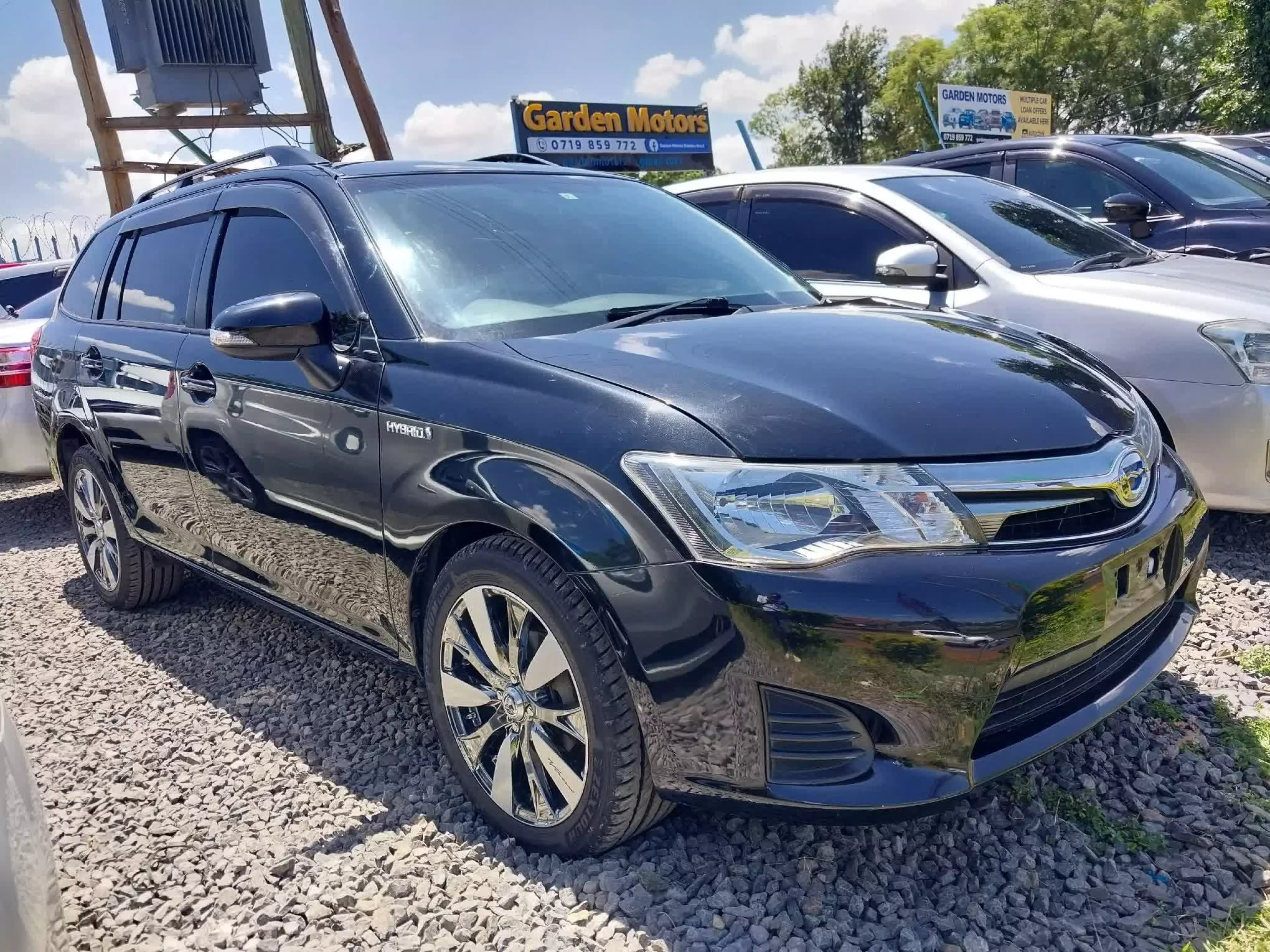Toyota Fielder hybrid  - 2016