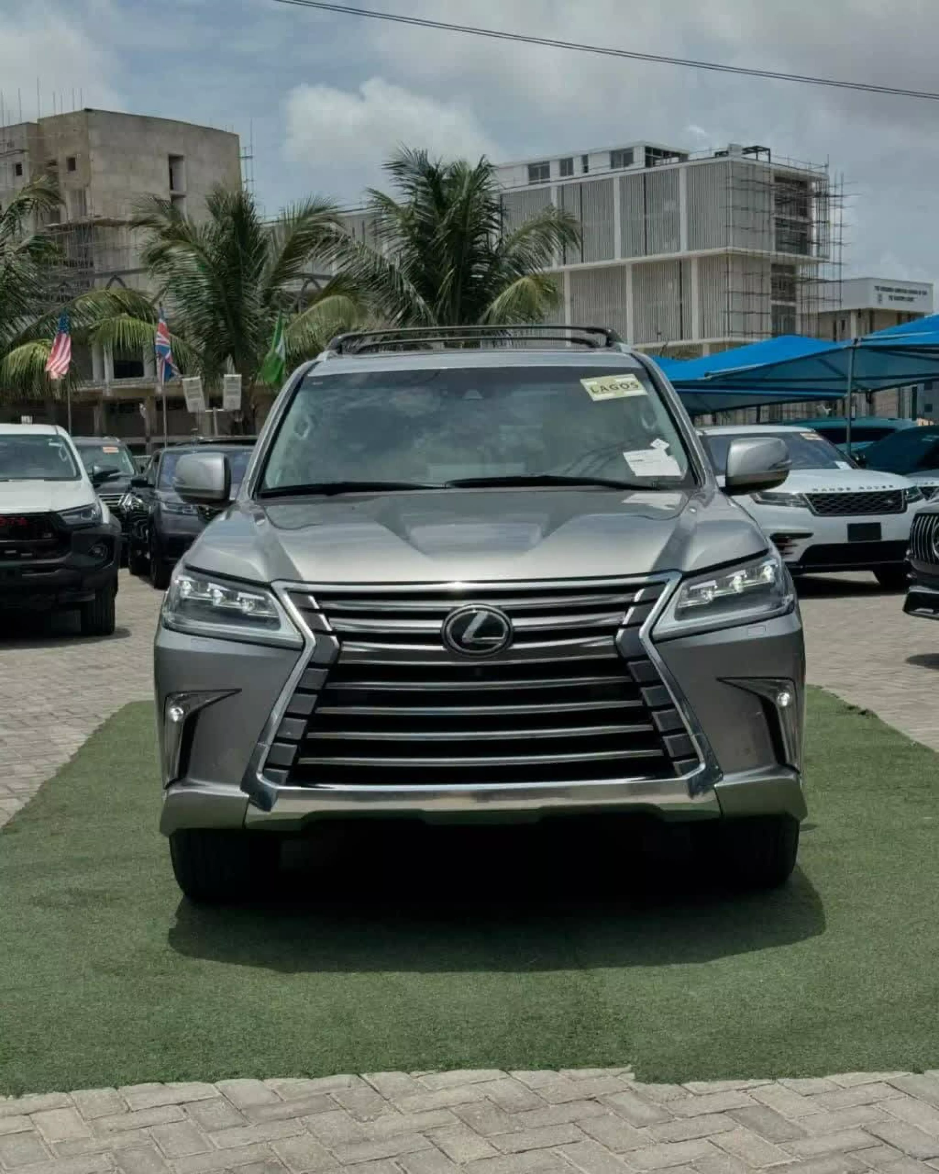 Lexus LX 570 - 2018