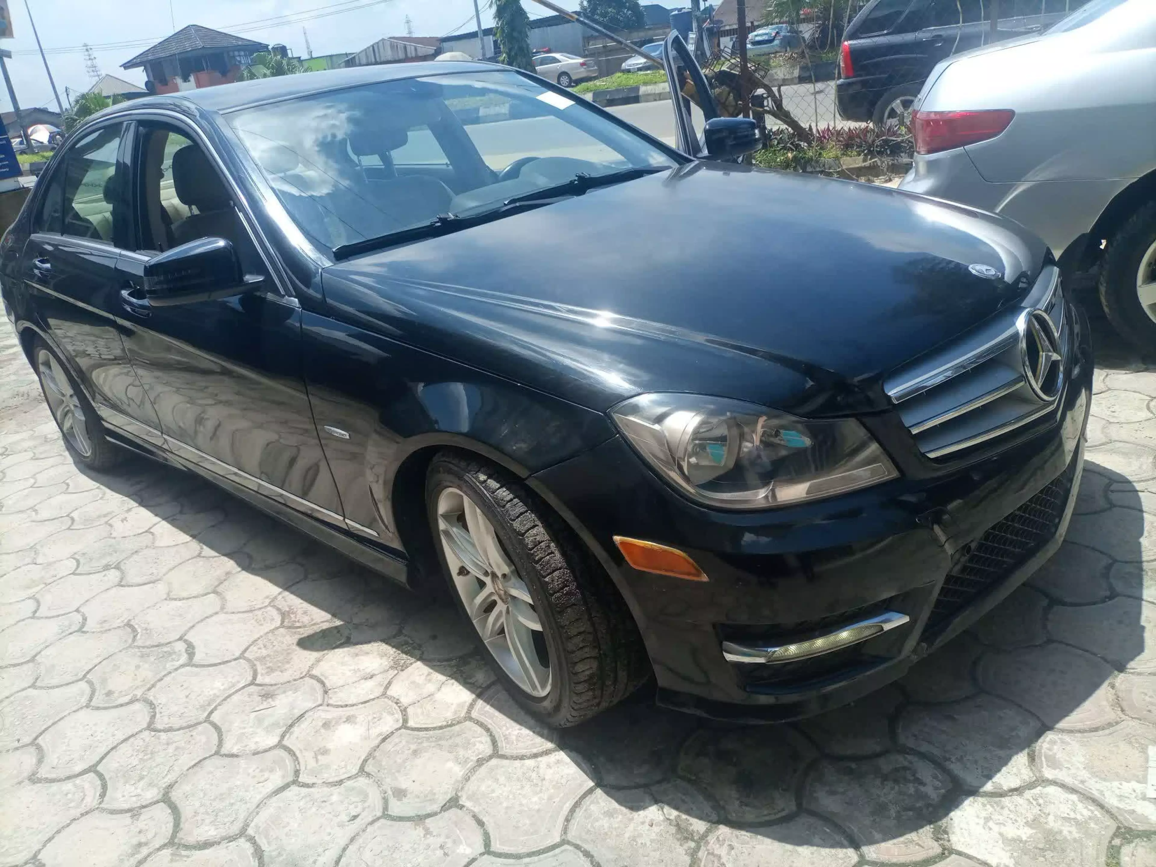 Mercedes-Benz C 250 - 2012