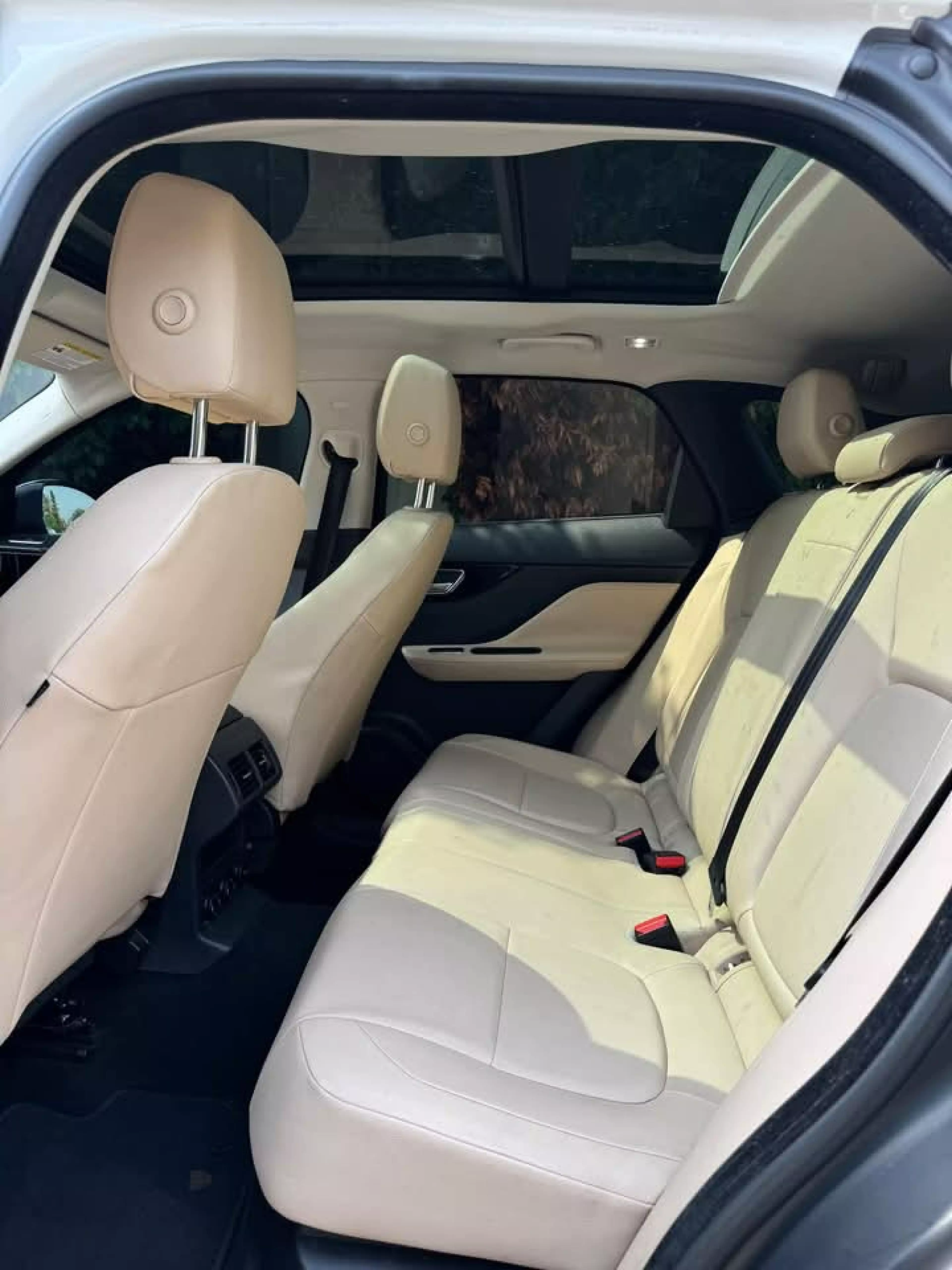 Jaguar F-Pace   - 2018