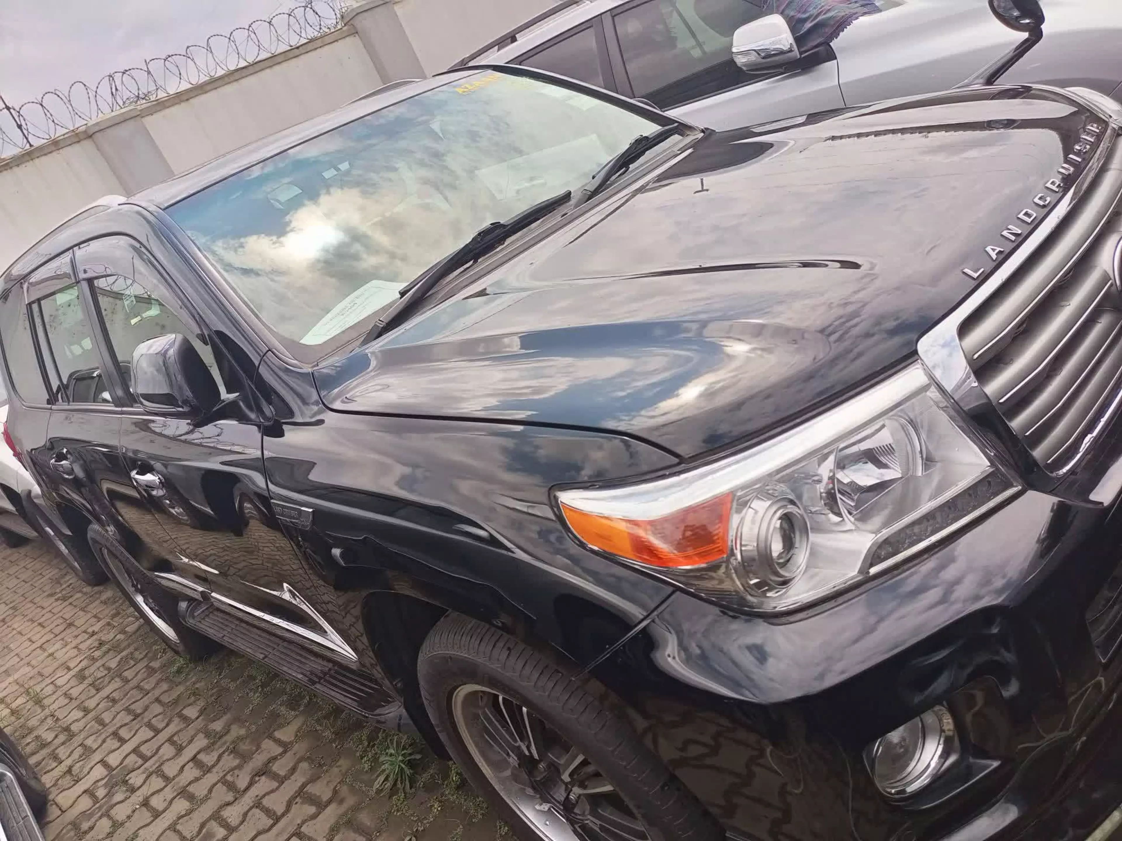 Toyota Landcruiser  V8 - 2010