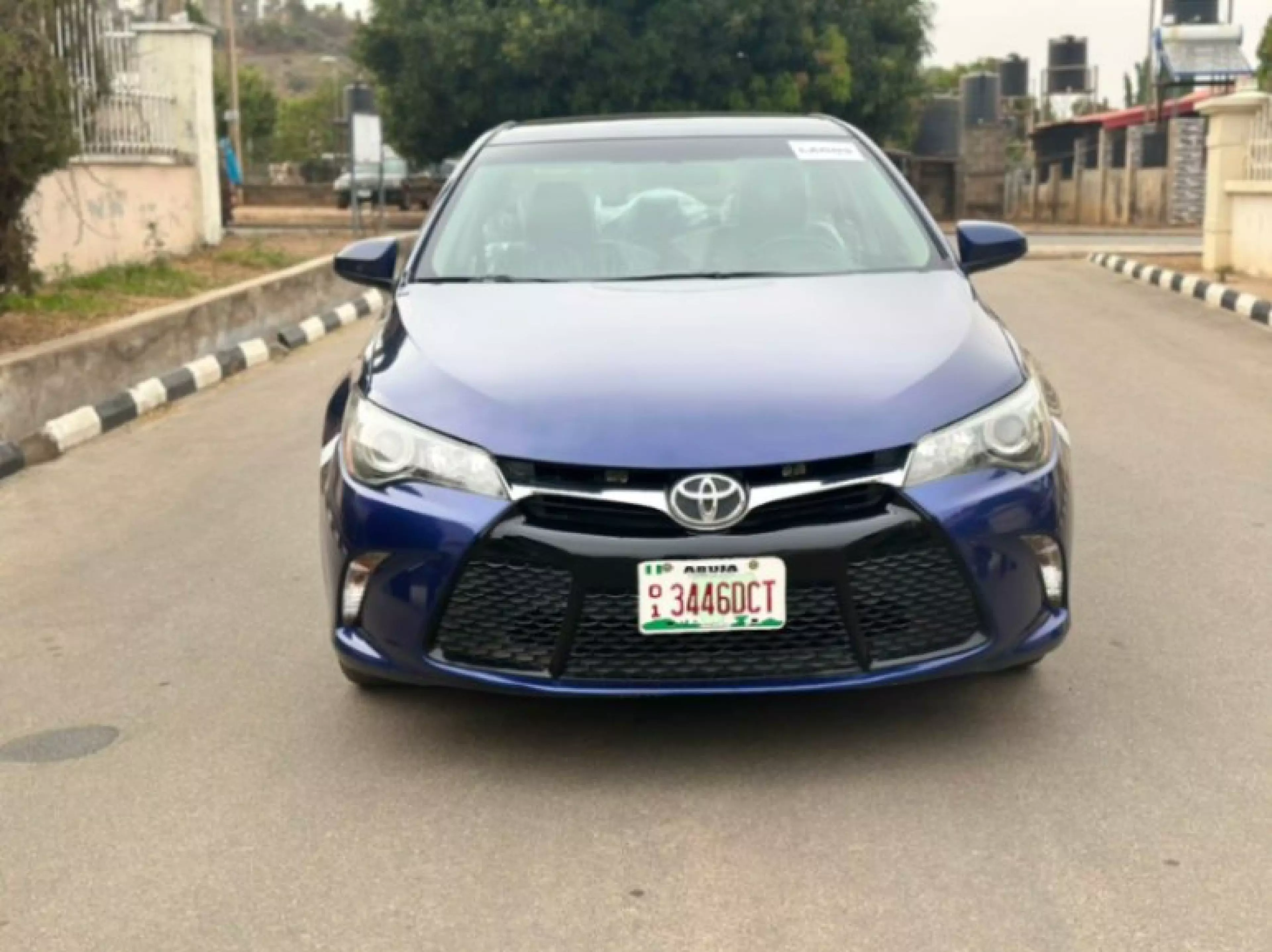 Toyota Camry - 2015
