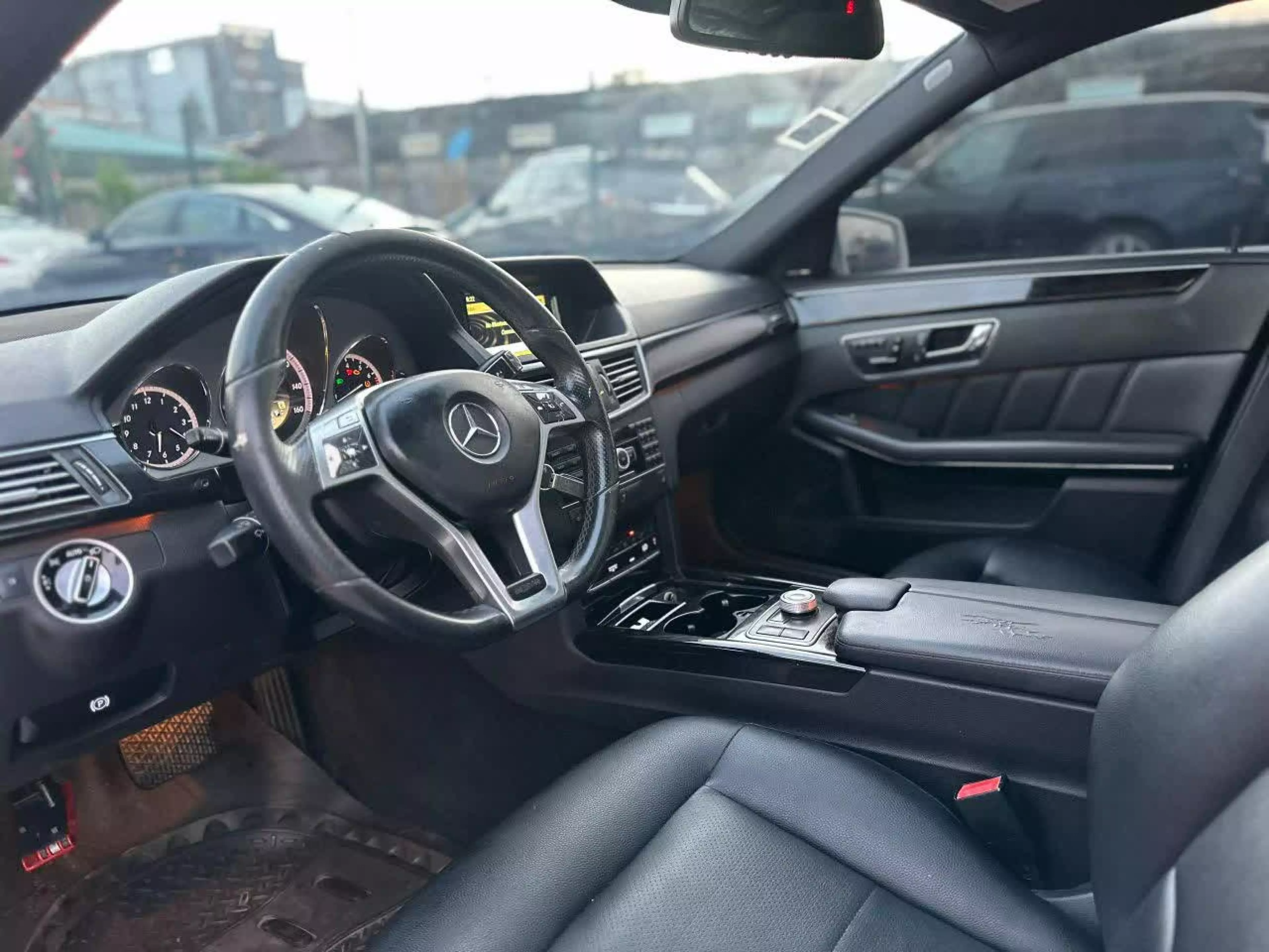 Mercedes-Benz E 350   - 2011