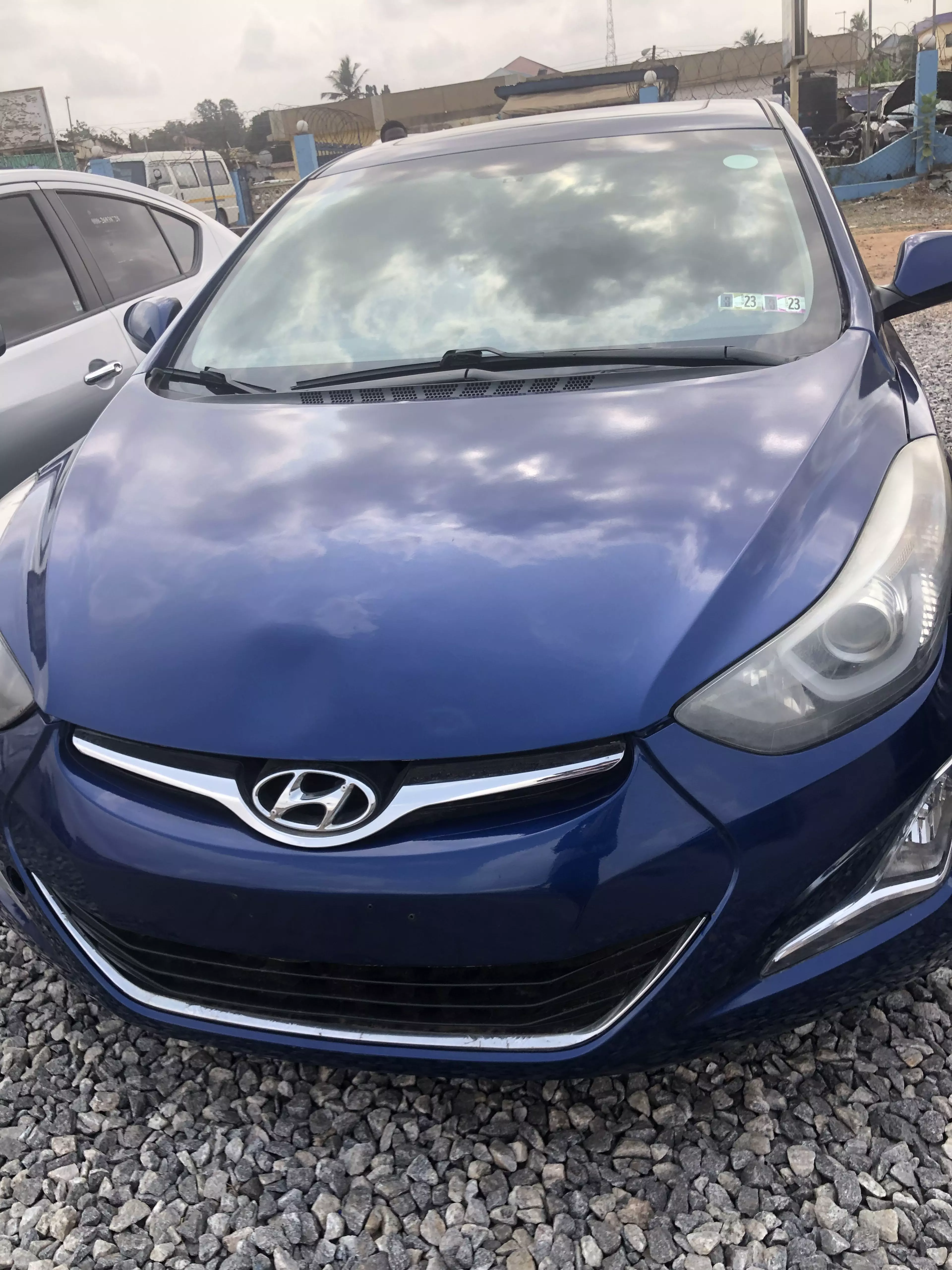 Hyundai Elantra - 2014