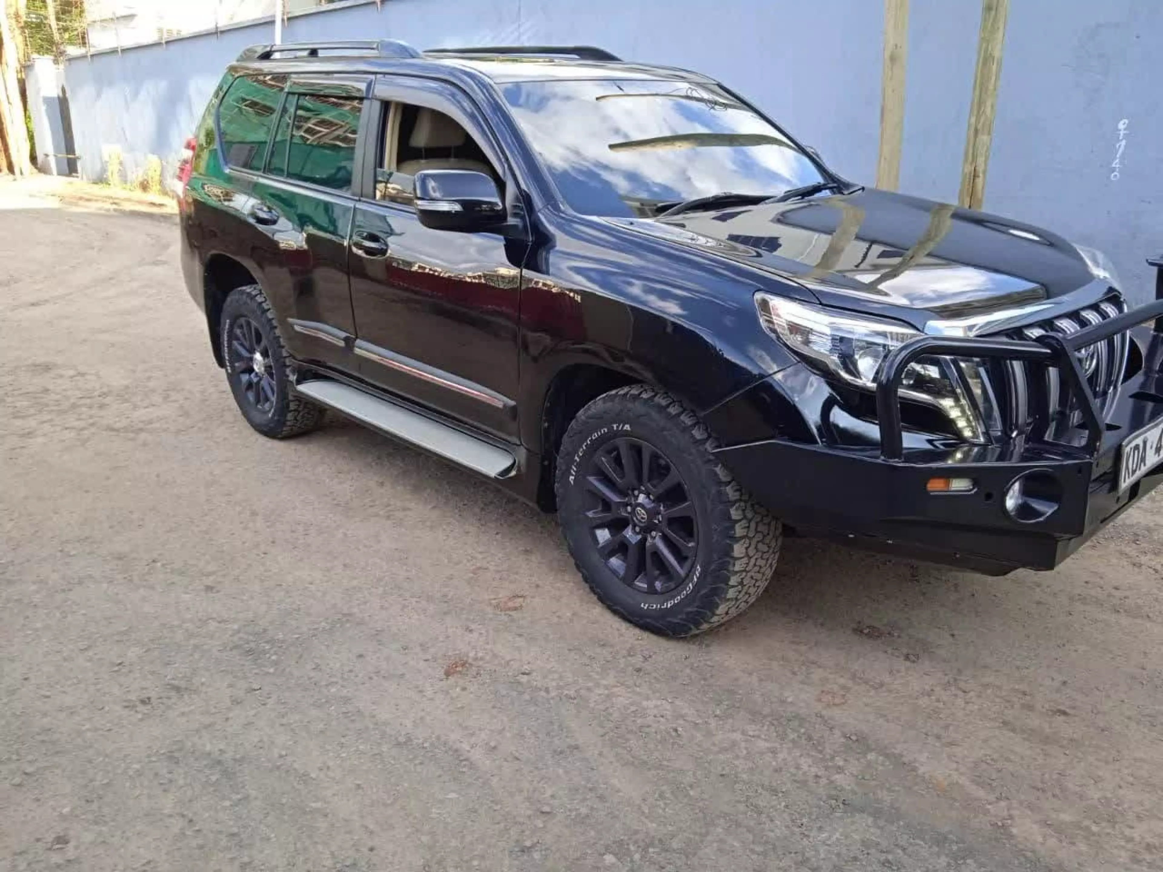 Toyota Landcruiser Prado - 2014