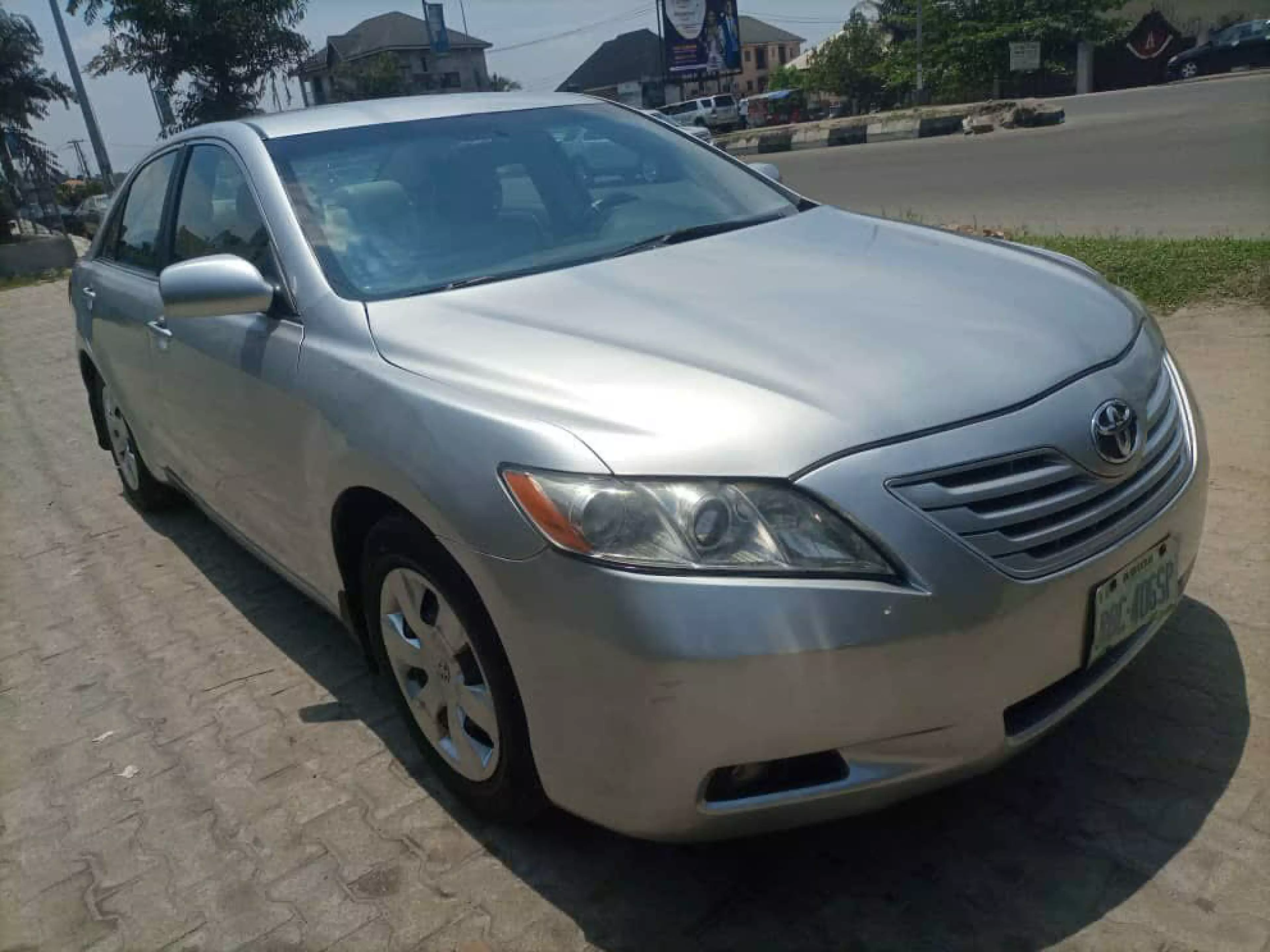 Toyota Camry - 2007