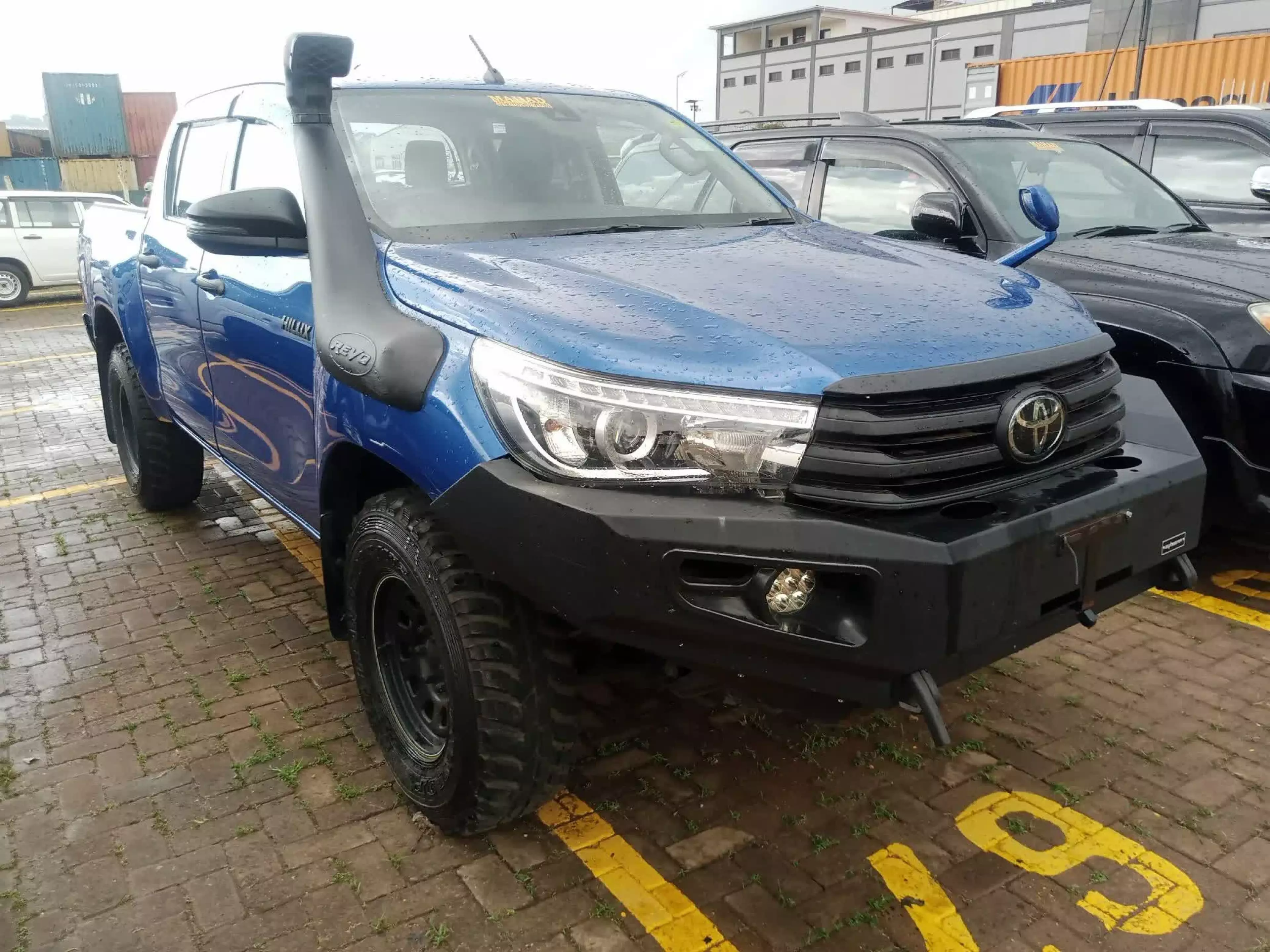 Toyota Hilux - 2016