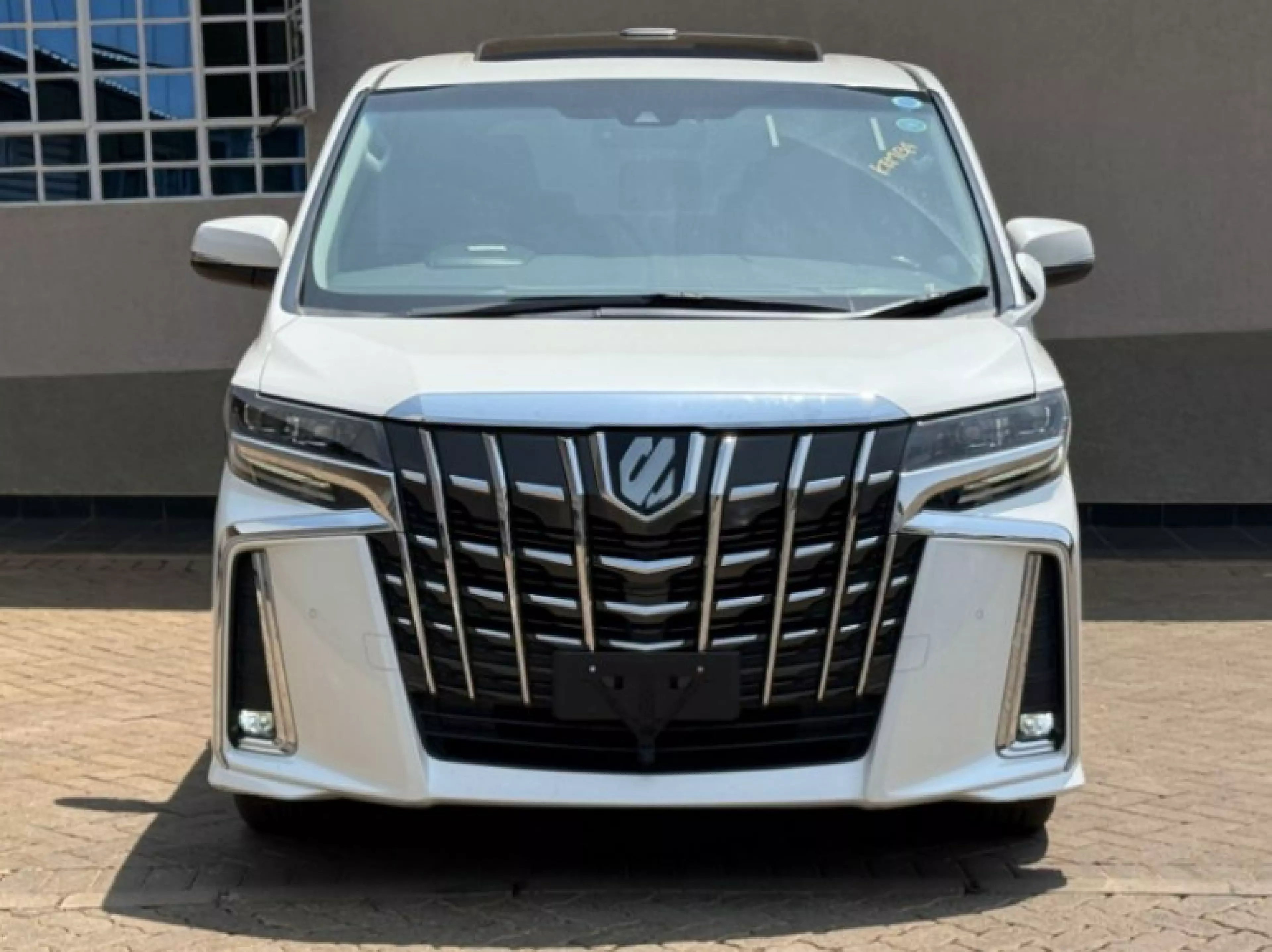 Toyota Alphard - 2018