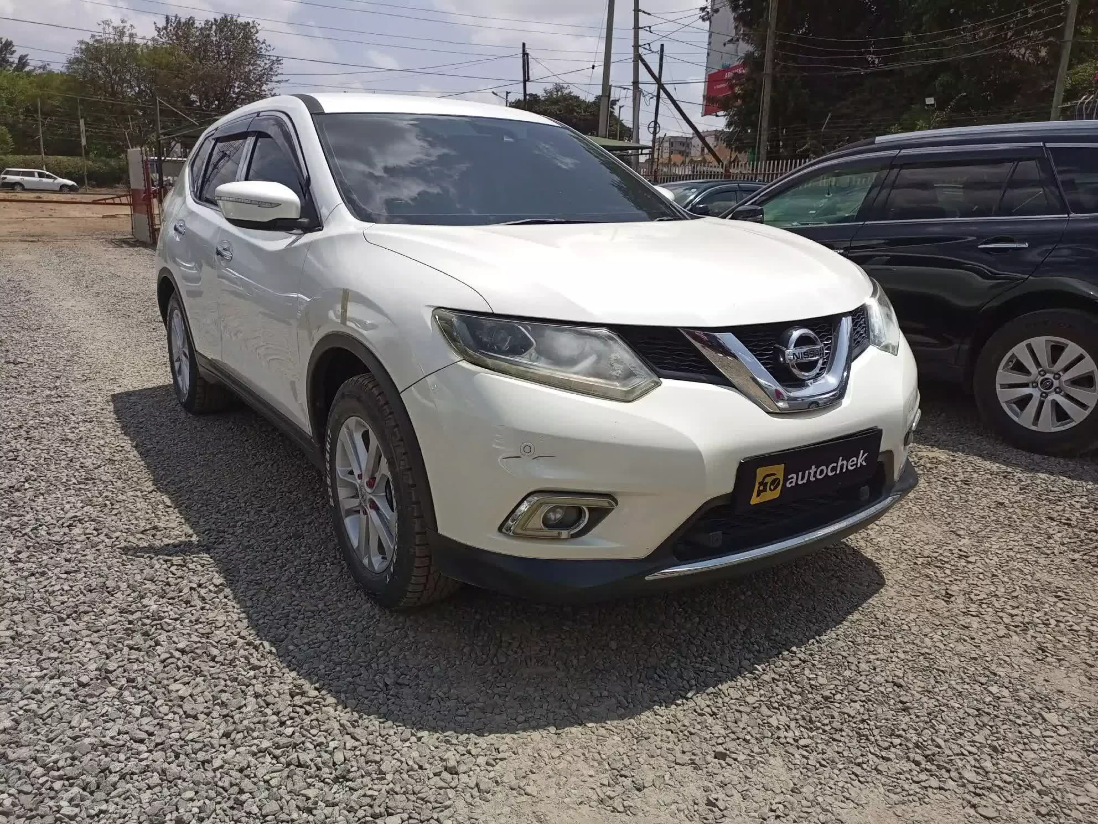 Nissan X-Trail - 2014