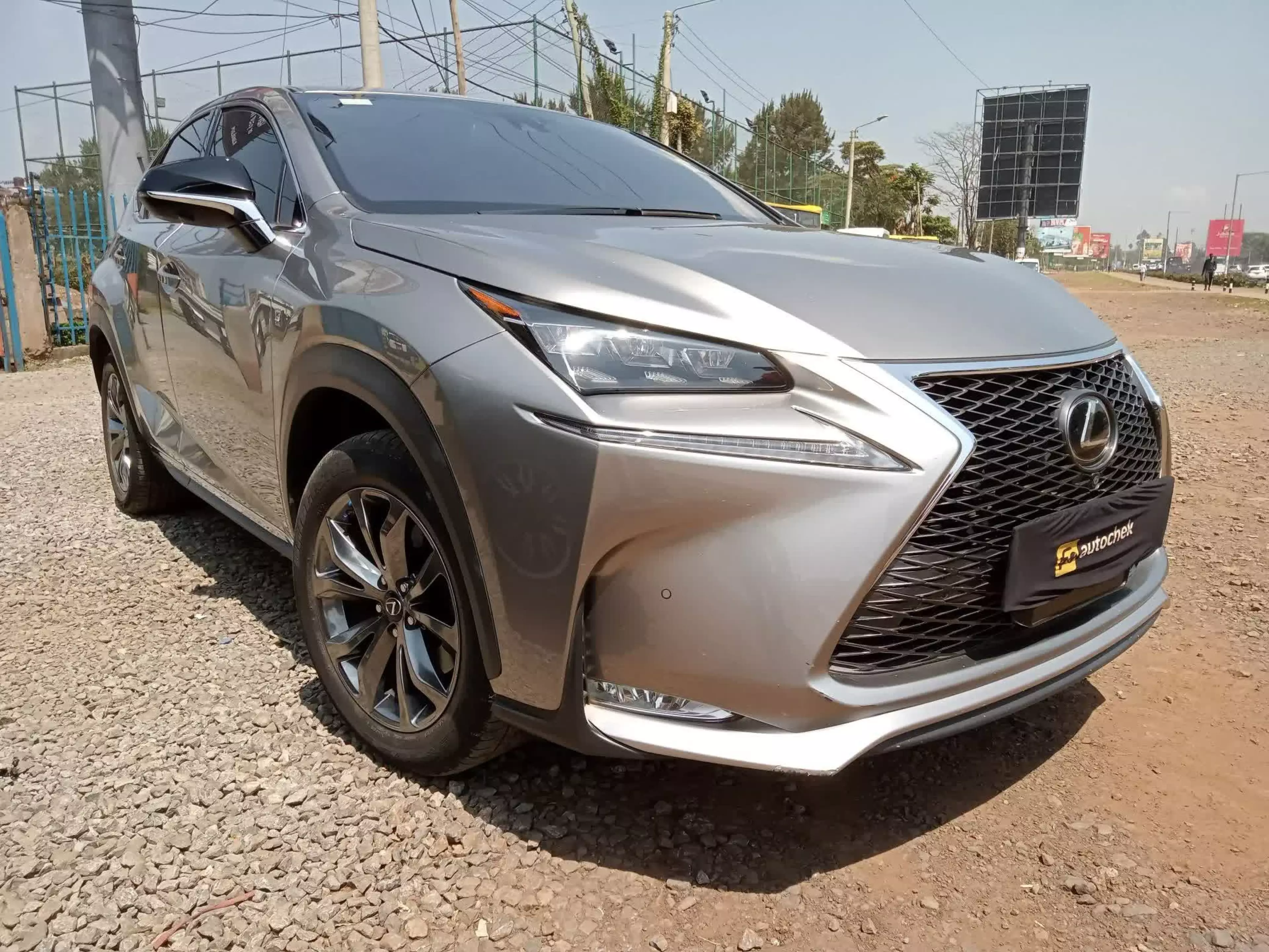 Lexus NX 200 - 2015