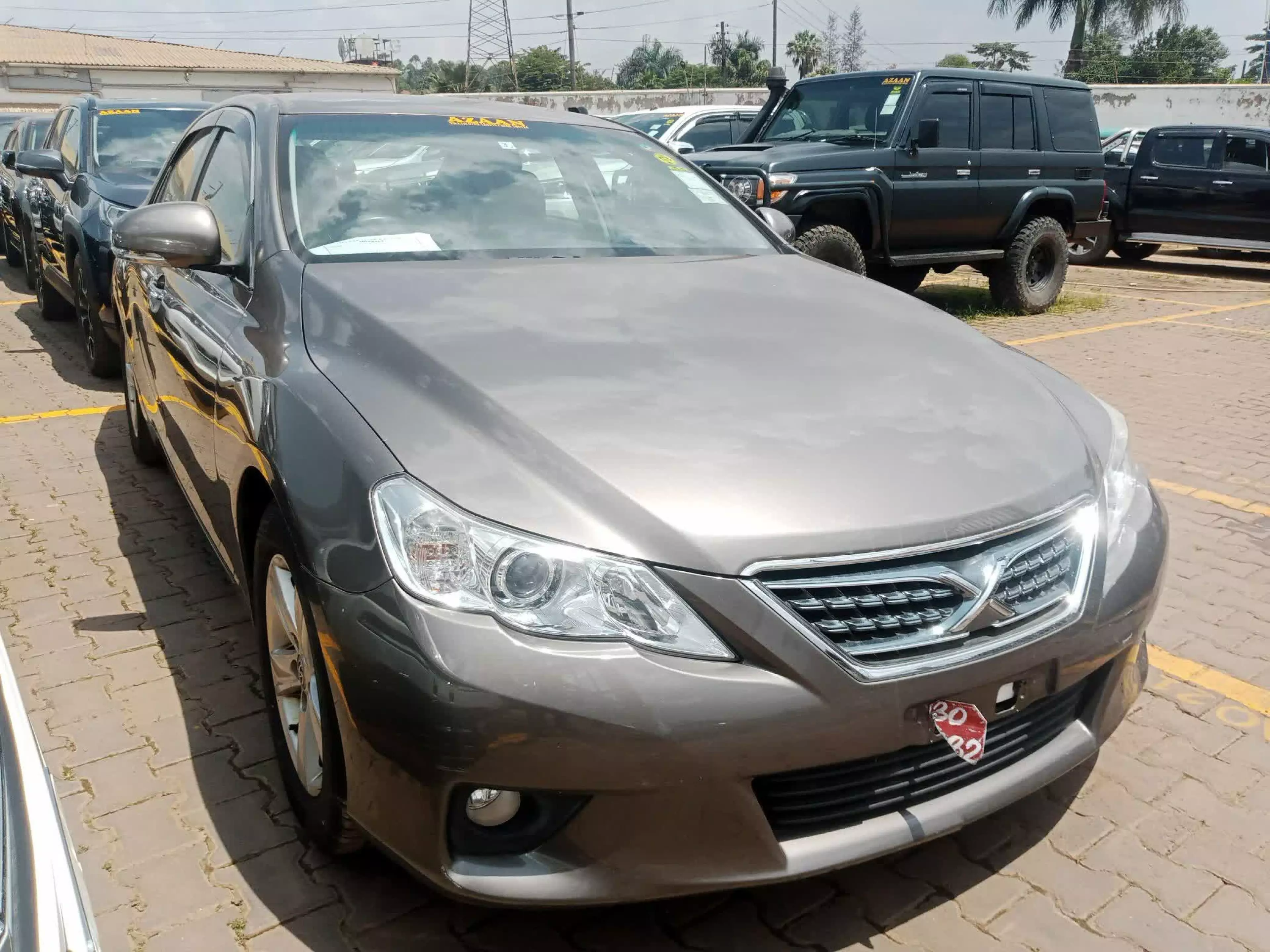Toyota Mark X - 2010