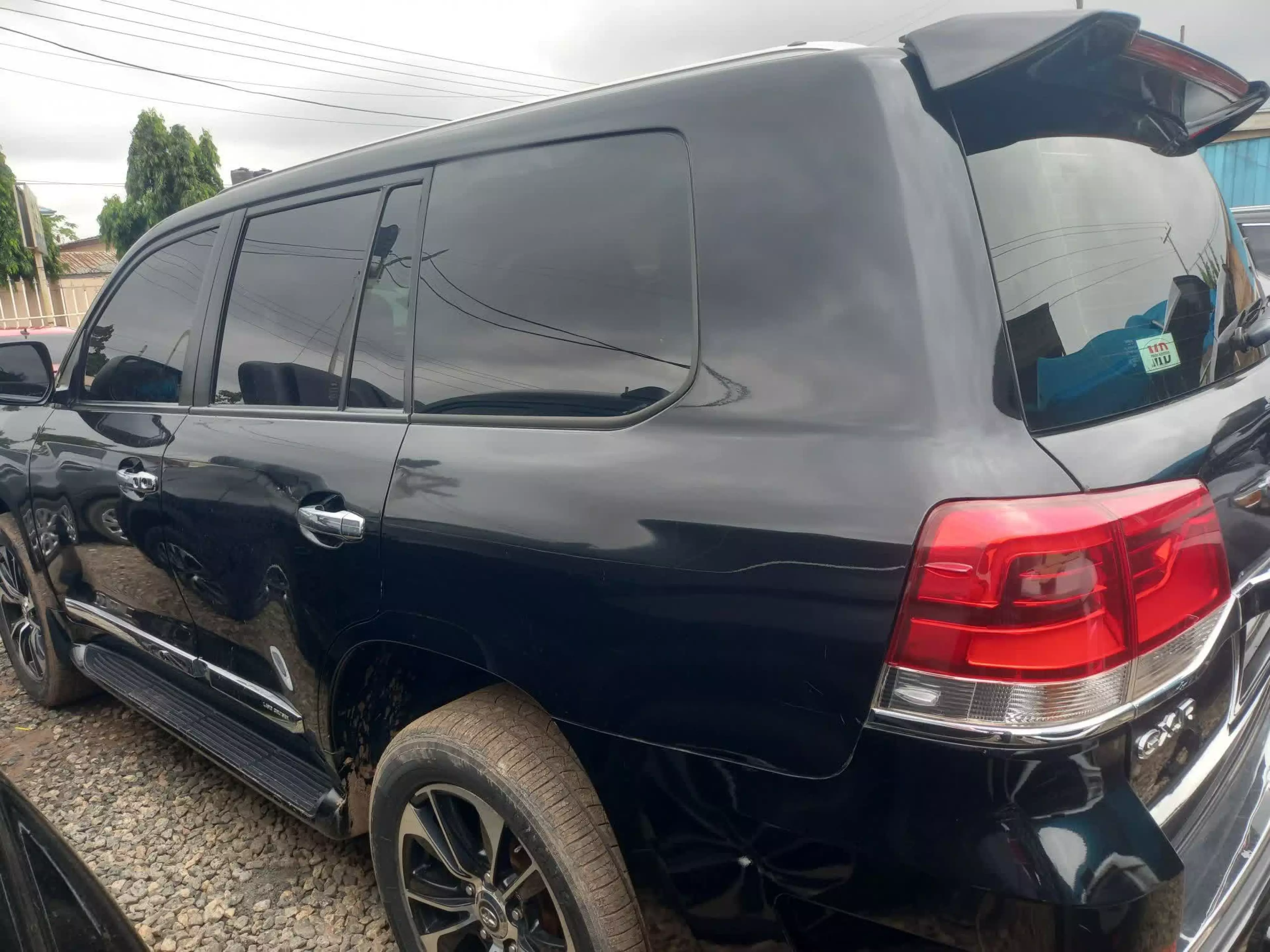 Toyota Land Cruiser   - 2011