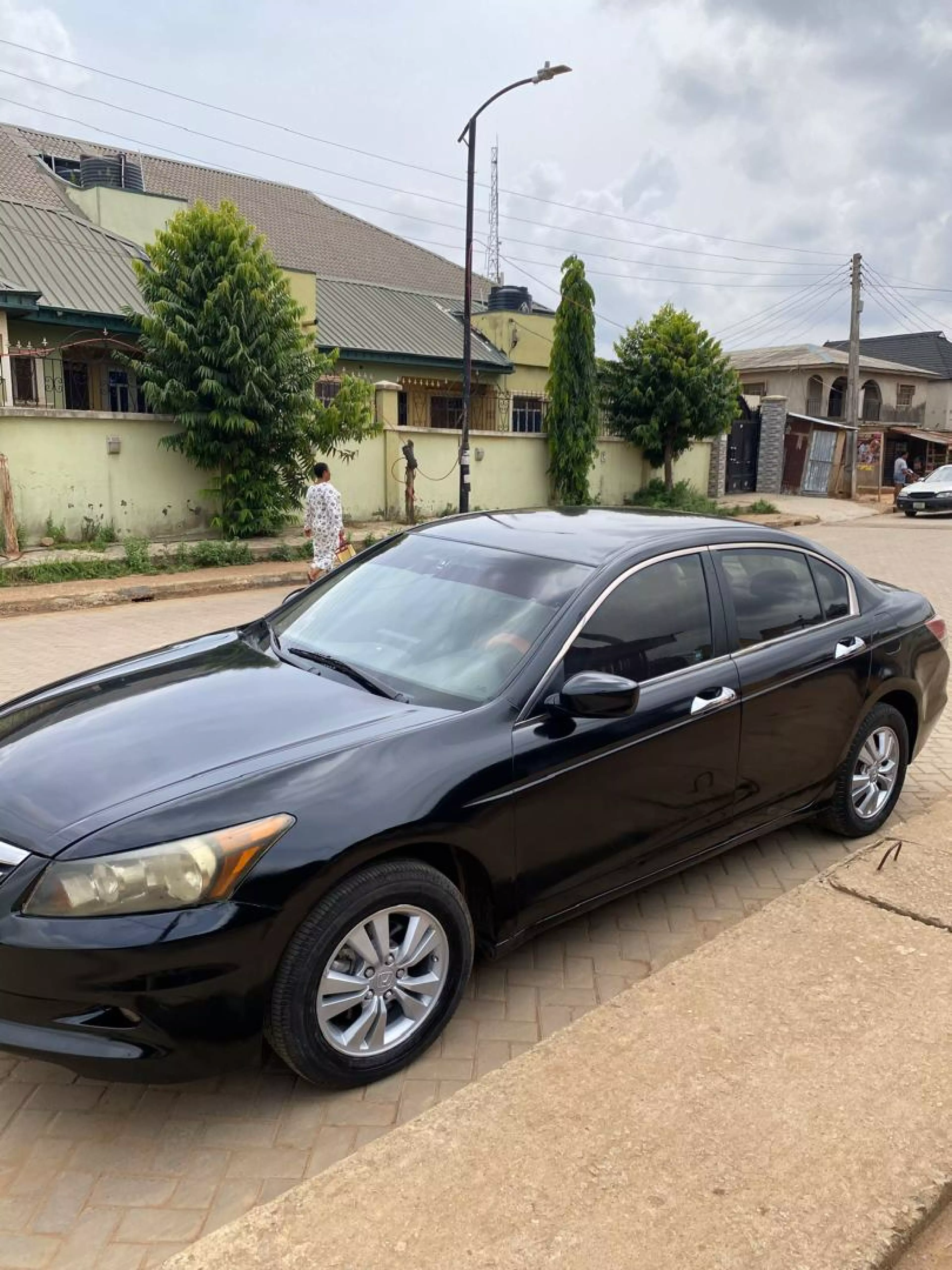 Honda Accord - 2011