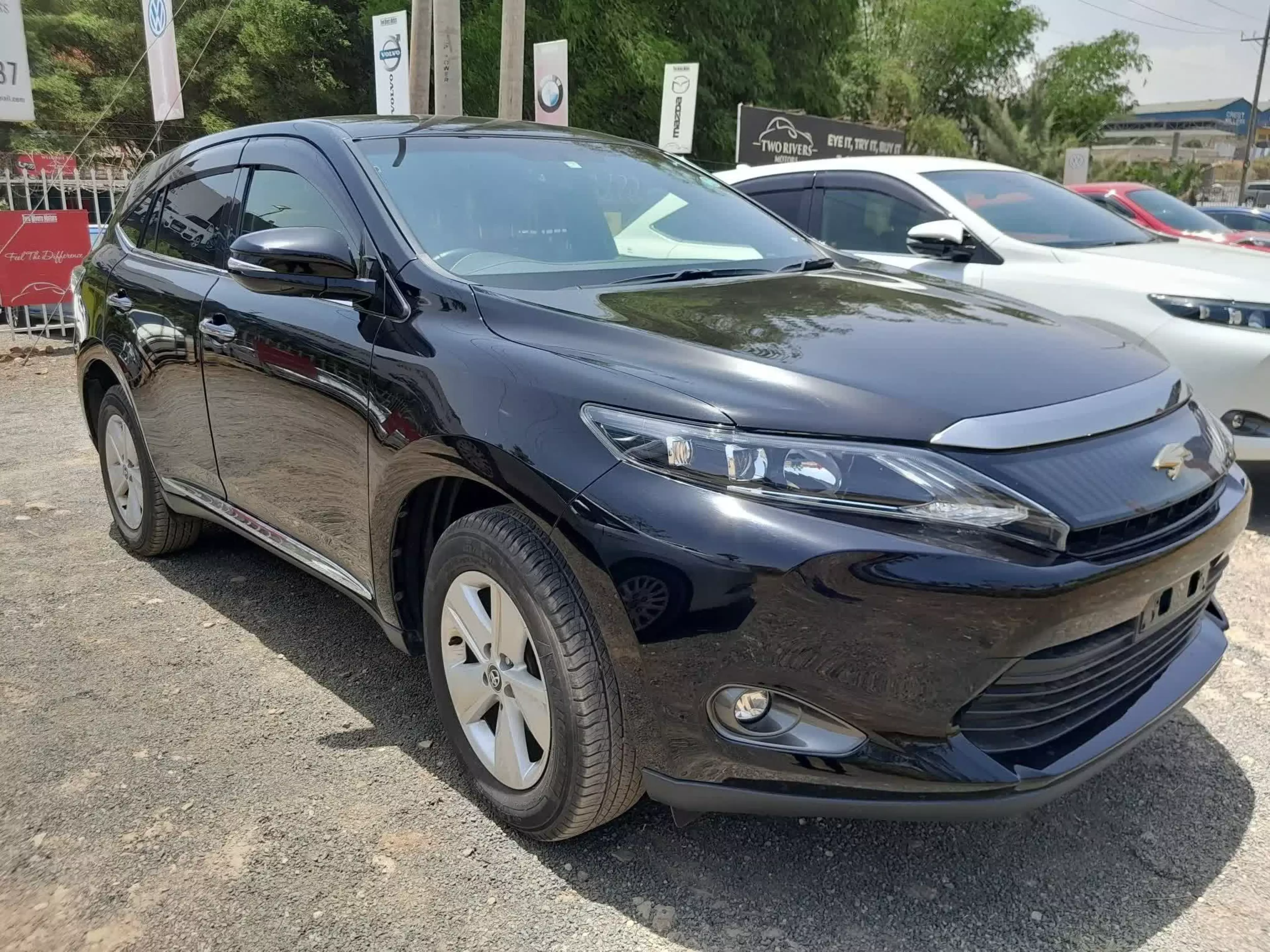 Toyota Harrier - 2015