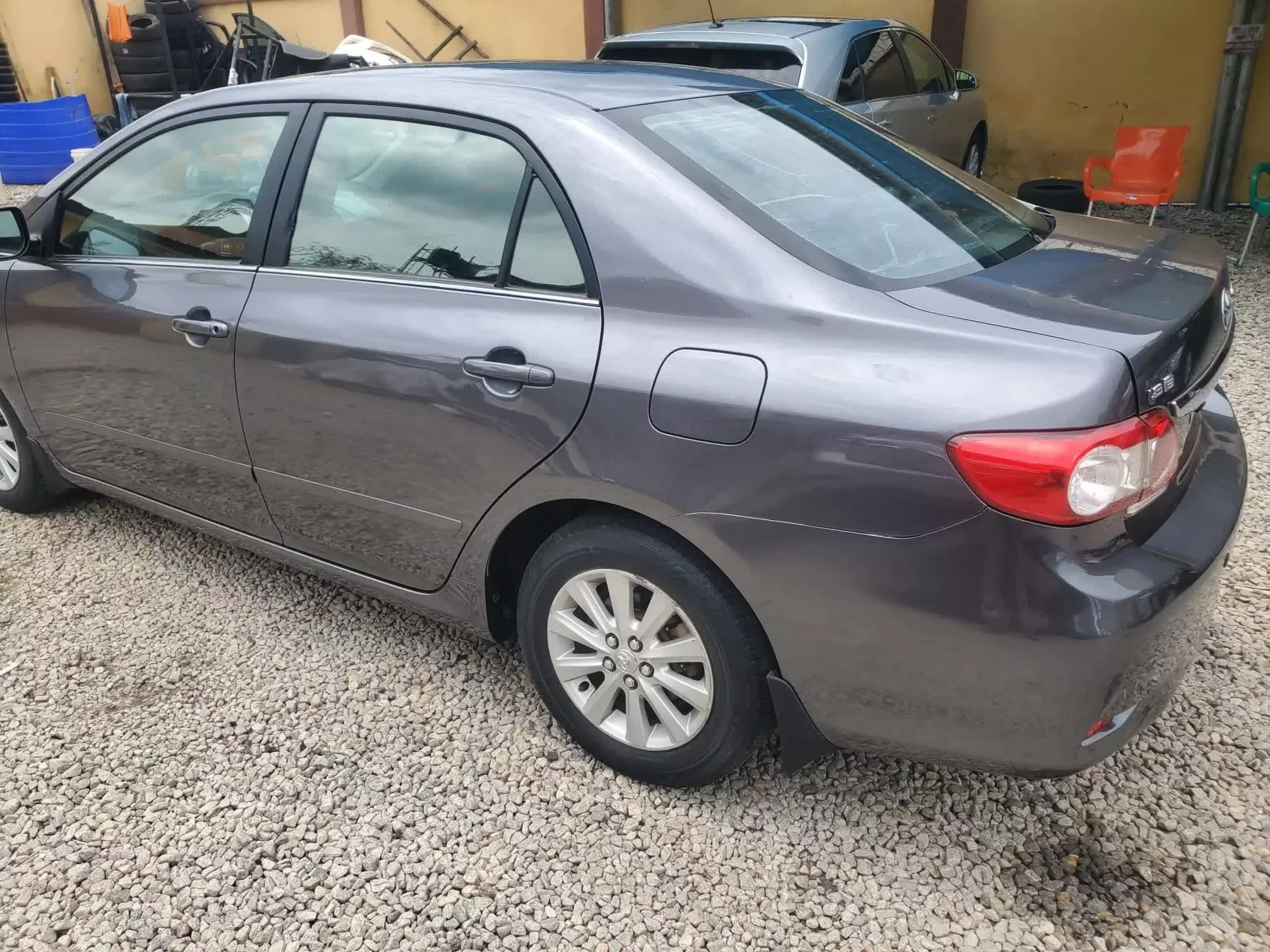 Toyota Corolla   - 2010