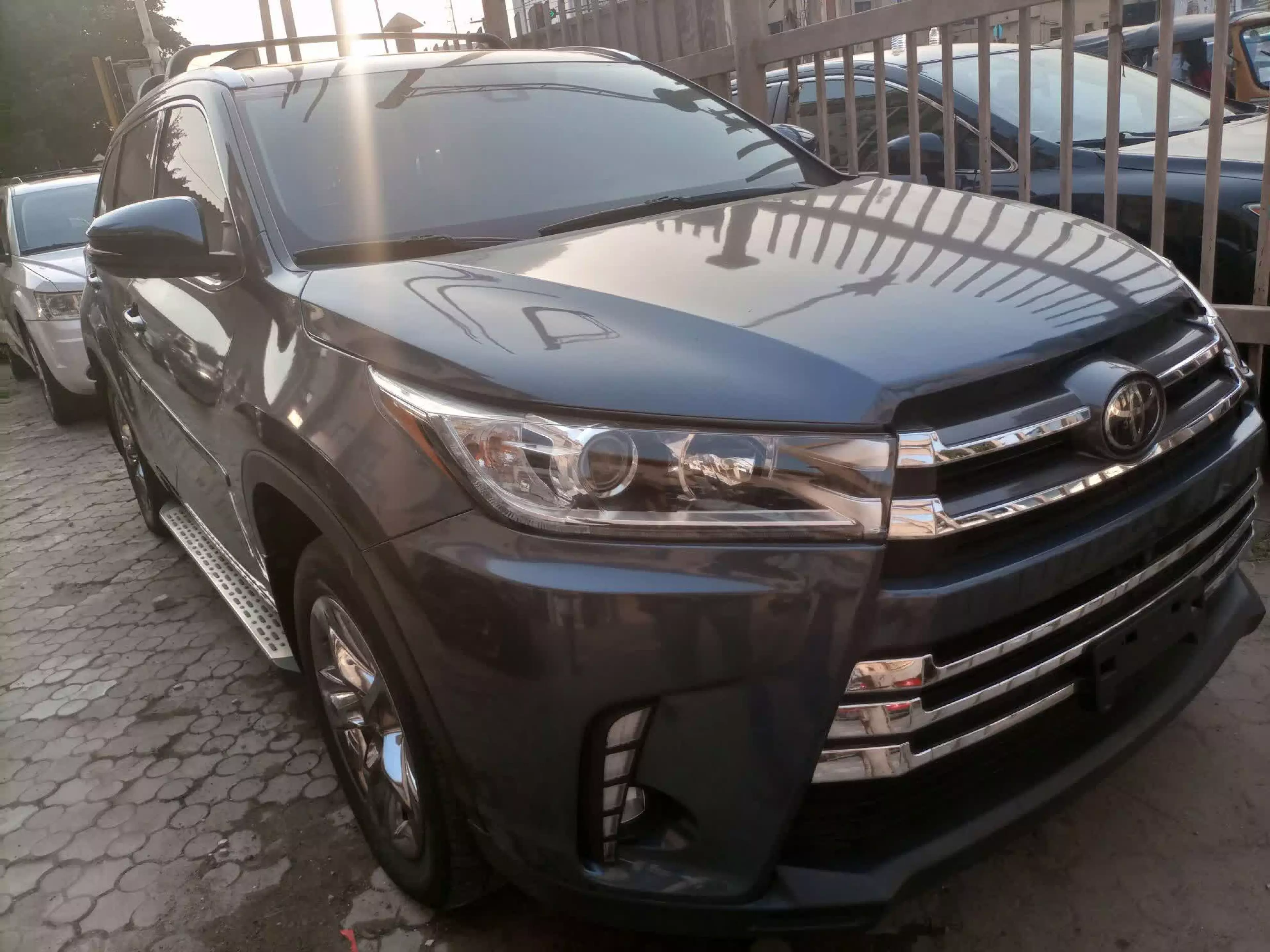 Toyota Highlander - 2019