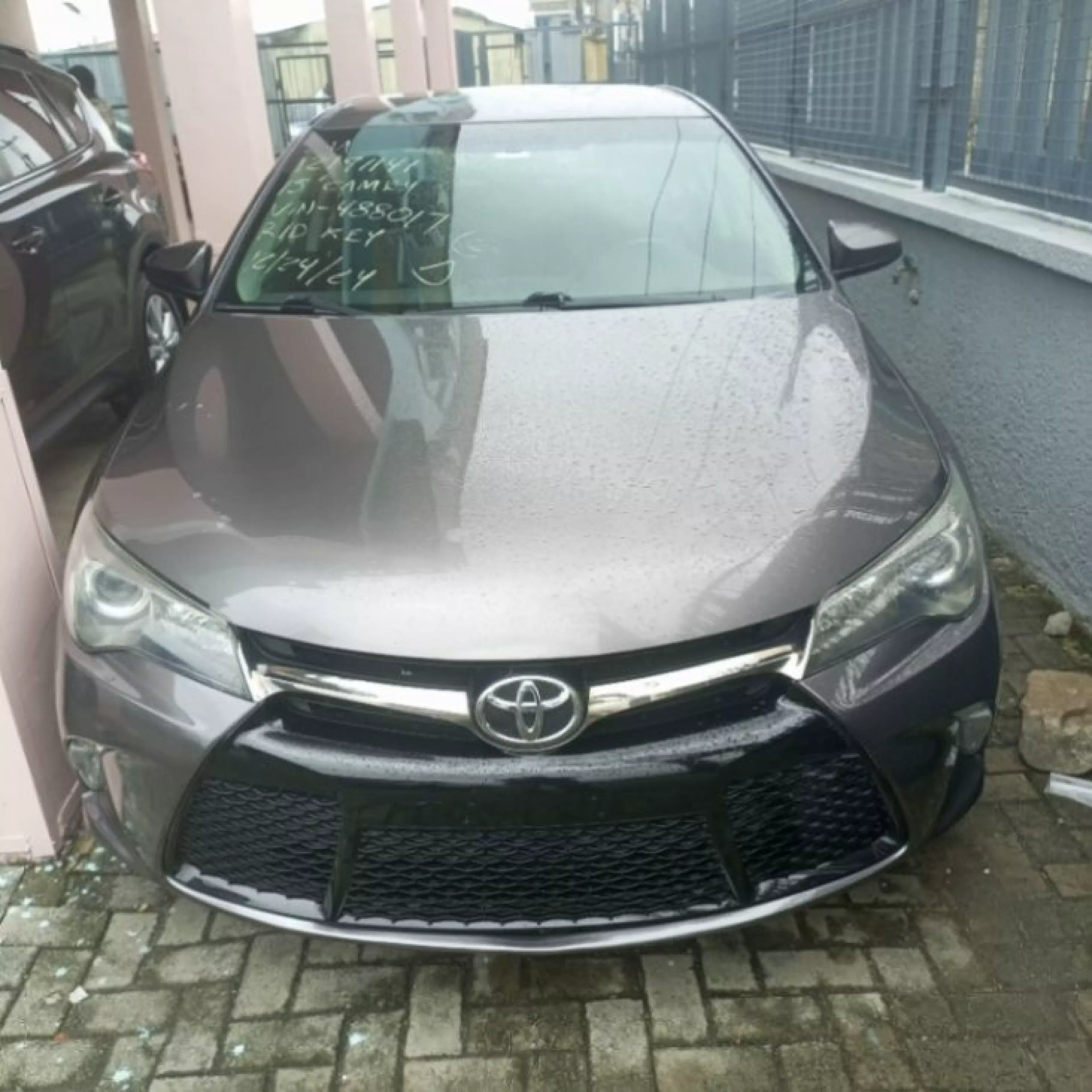 Toyota camry - 2015