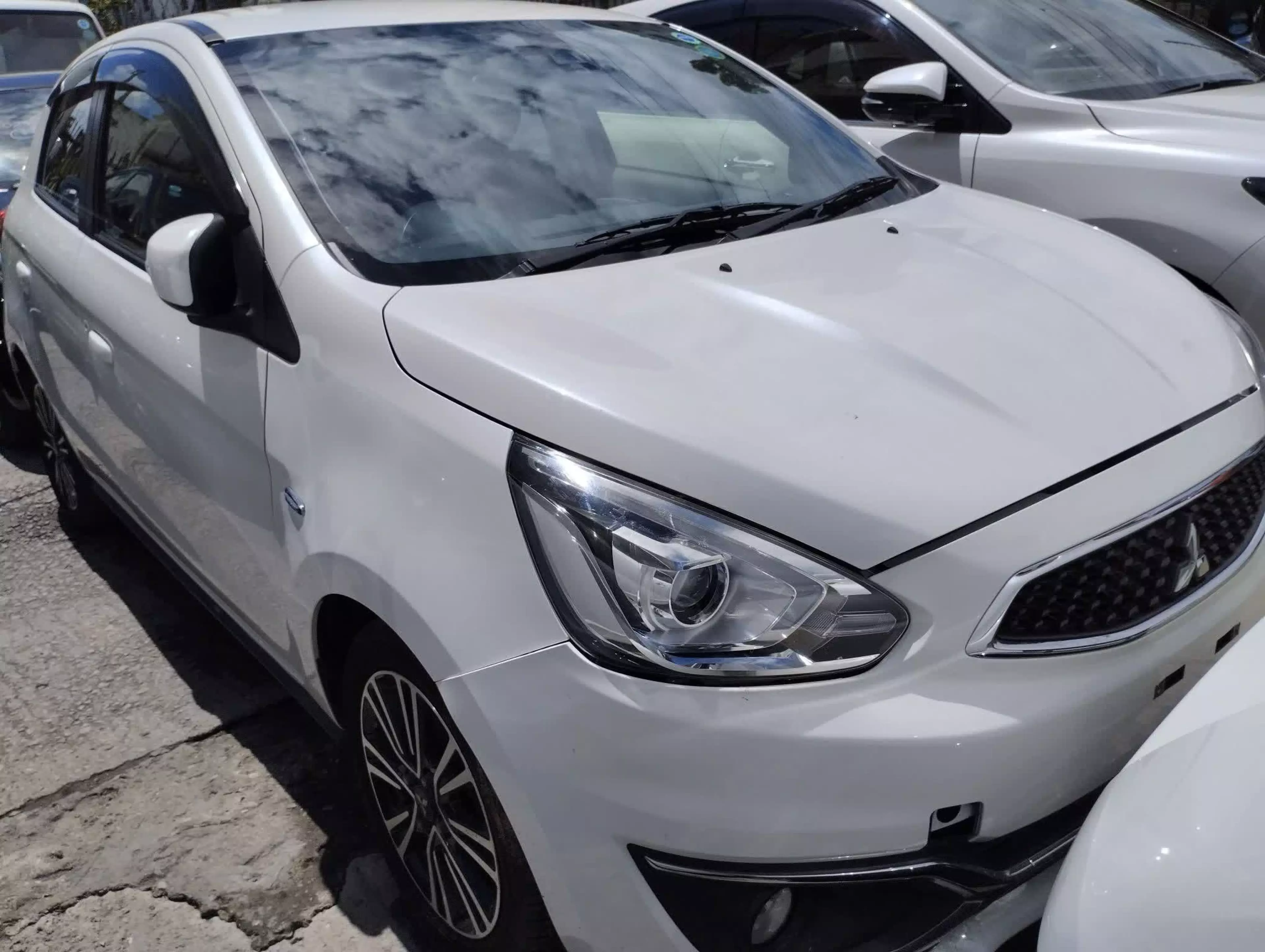 Mitsubishi Mirage - 2016