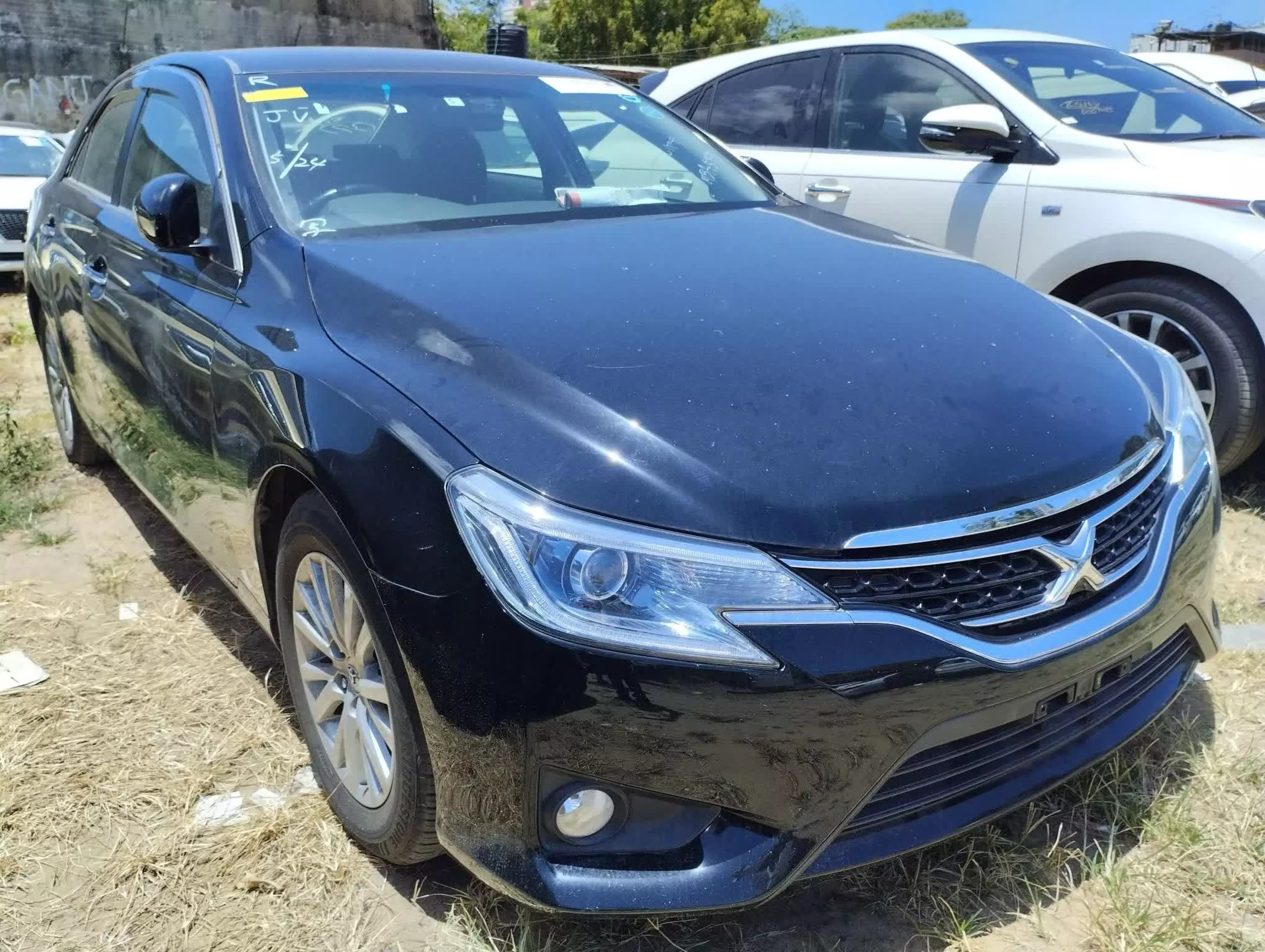 Toyota Mark X - 2016