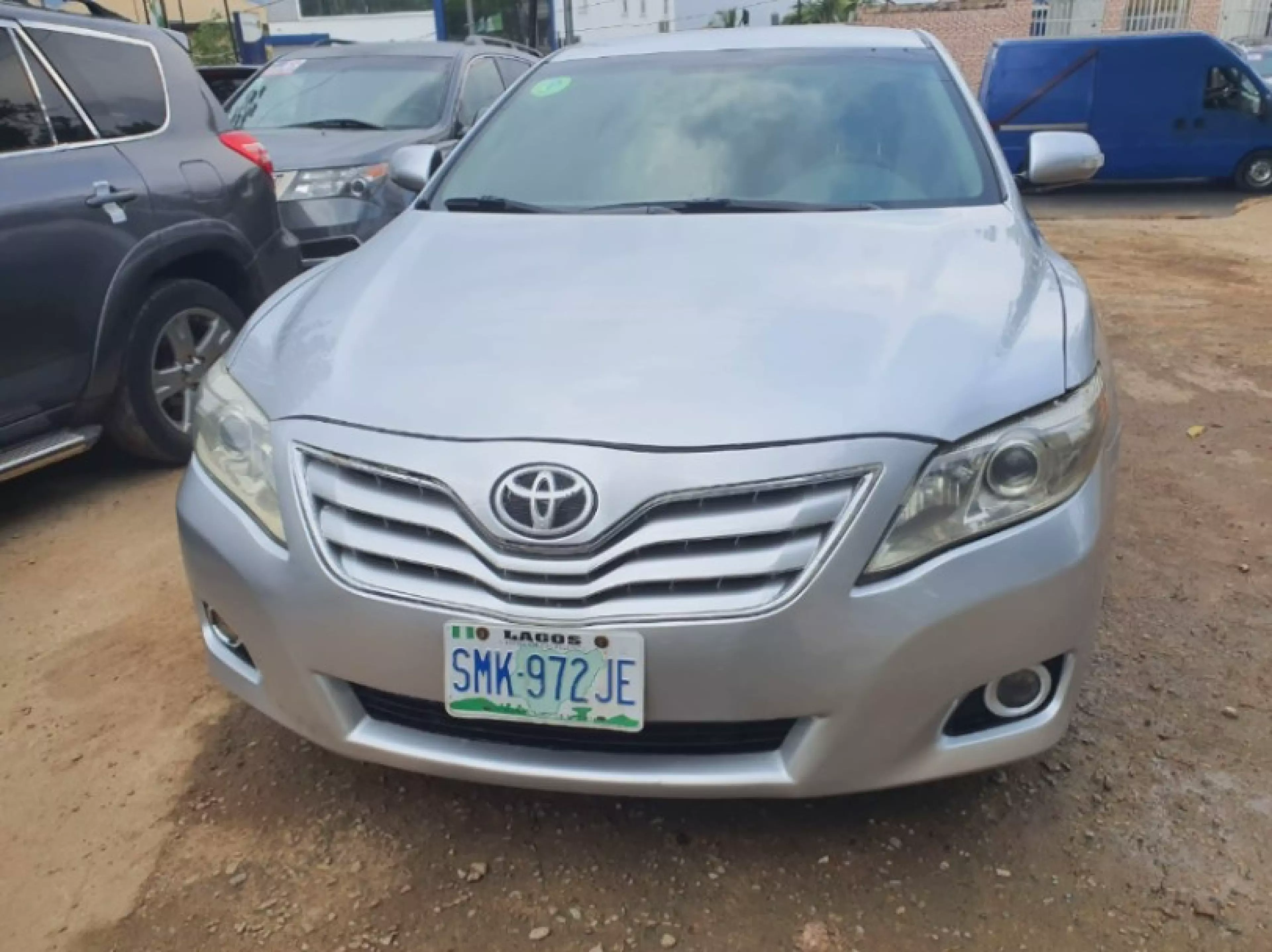 Toyota Camry - 2011