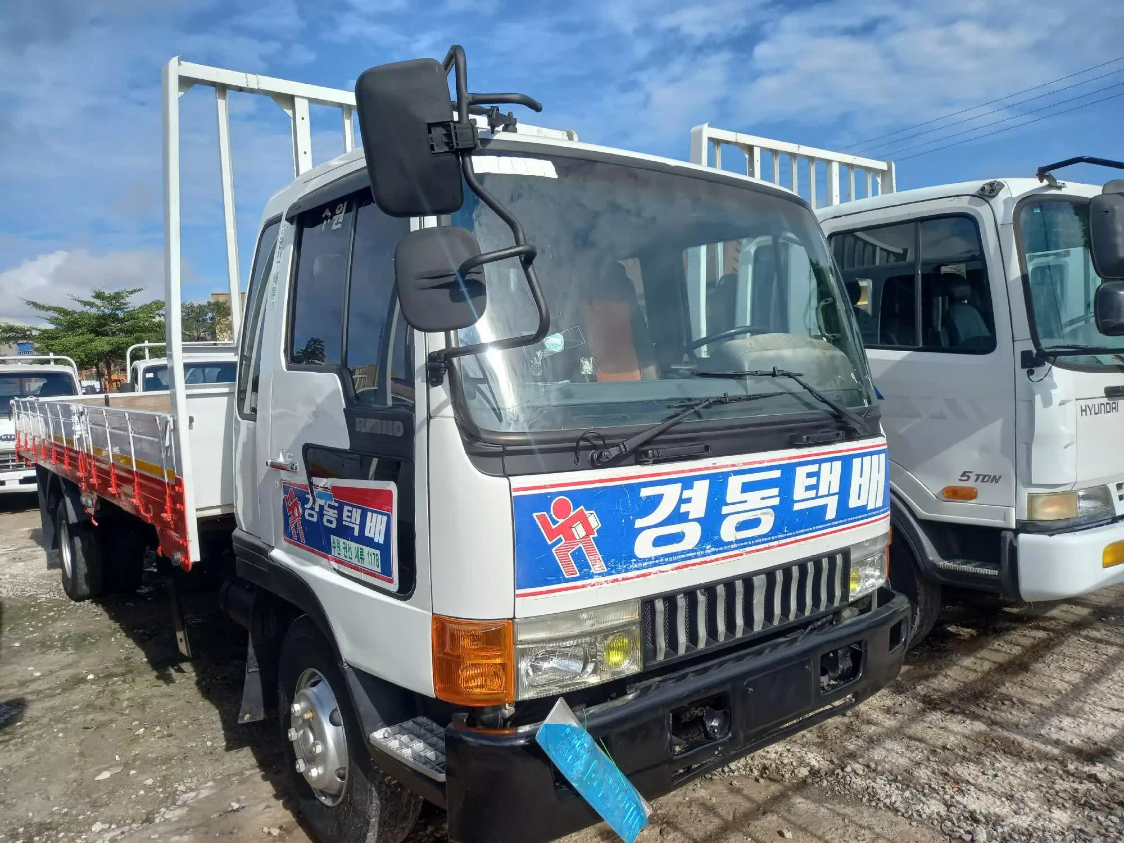 KIA Rhino - 2004
