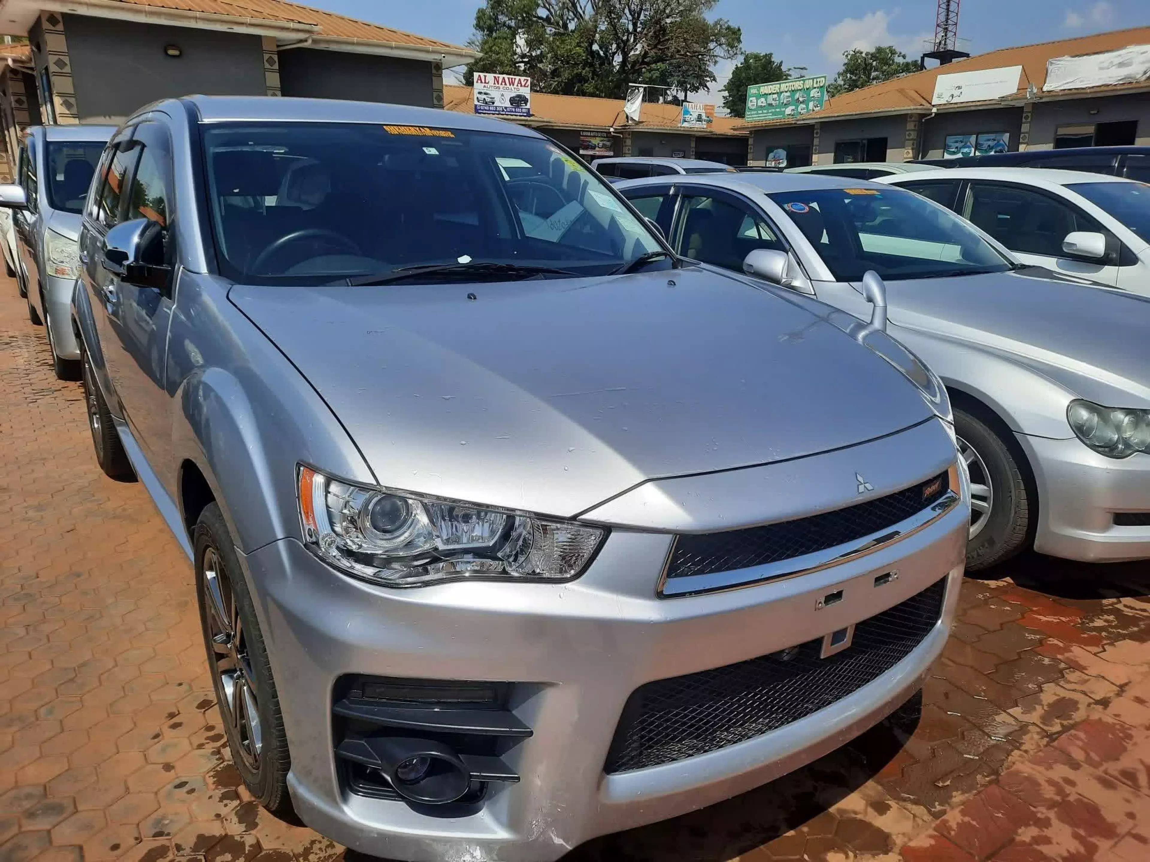 Mitsubishi Outlander GLX - 2010