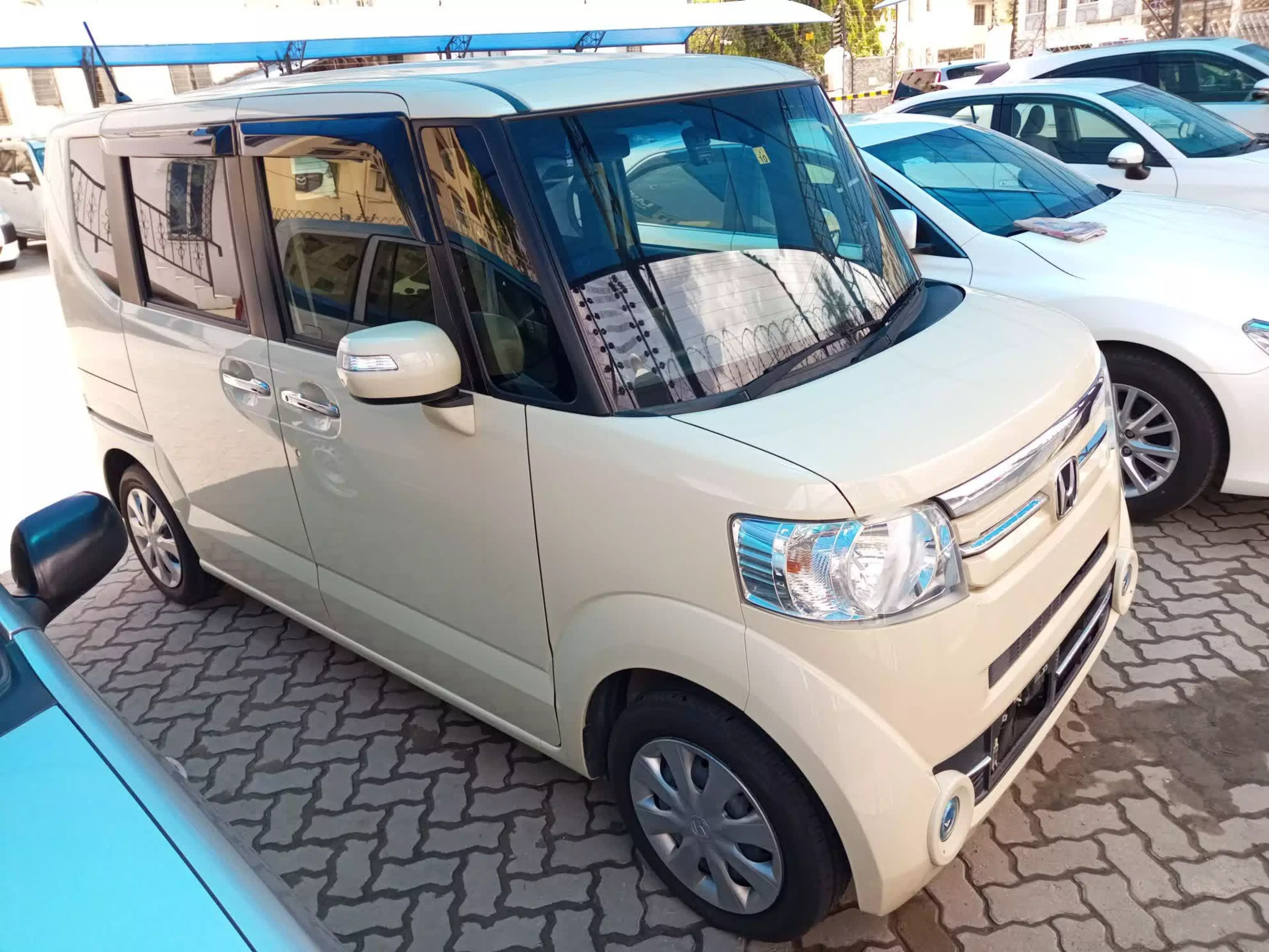 Honda N Box - 2015