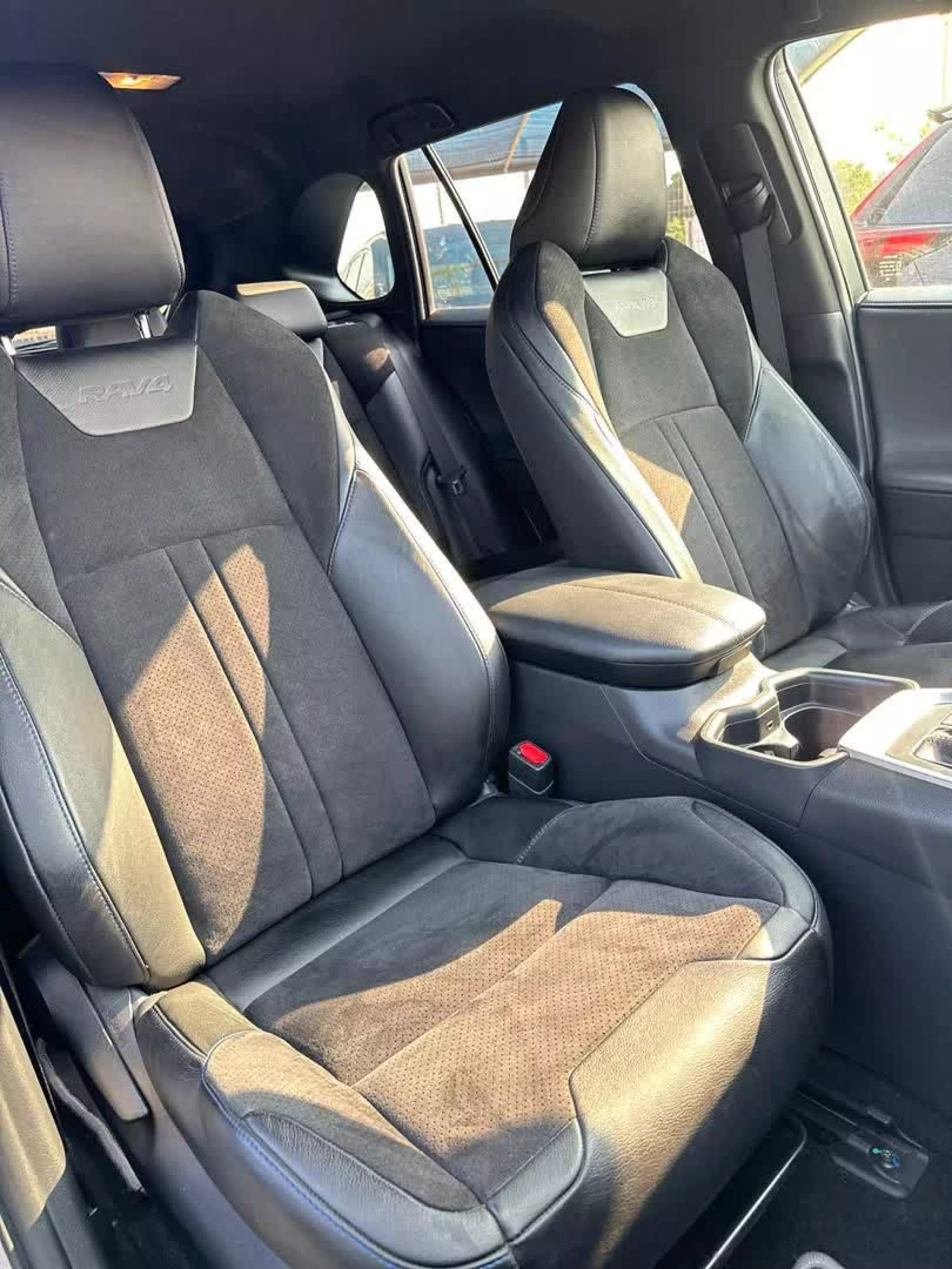 Toyota RAV 4   - 2021