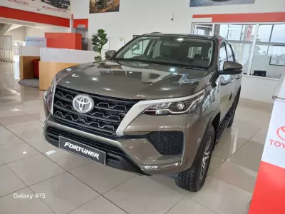 Toyota Fortuner   - 2023