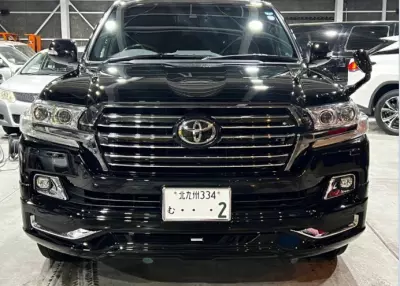 Toyota Landcruiser  V8   - 2016