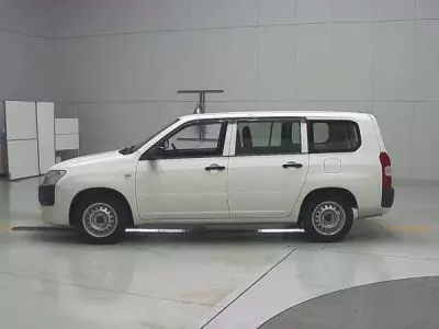 Toyota Probox    - 2015