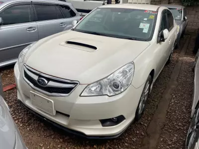 Subaru Legacy   - 2009