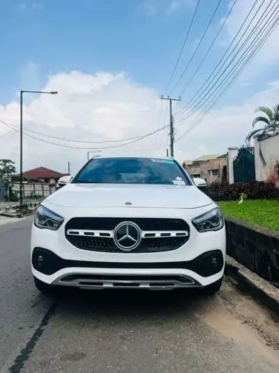 Mercedes-Benz GLA-Class
