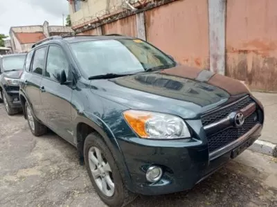 Toyota RAV 4