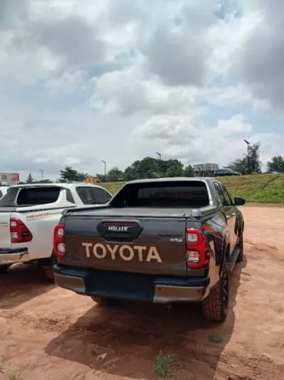 Toyota Hilux