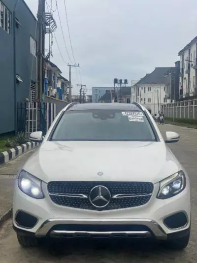 Mercedes-Benz GLC 300
