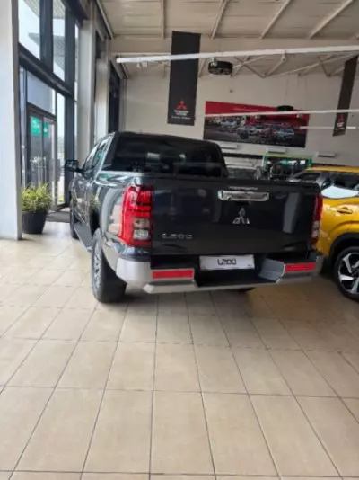 Mitsubishi L200 D/C Sportero A/T