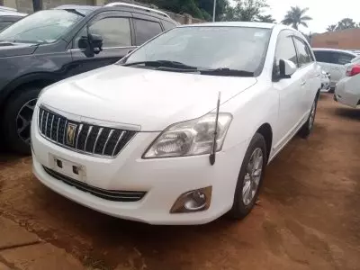 Toyota Premio