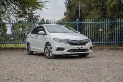 Honda Grace Hybrid