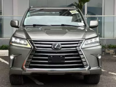 Lexus LX 570