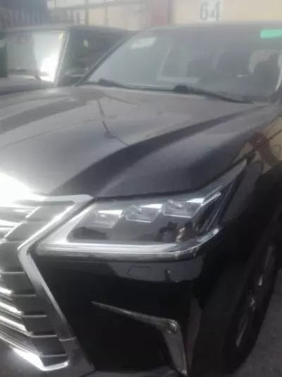 Lexus LX