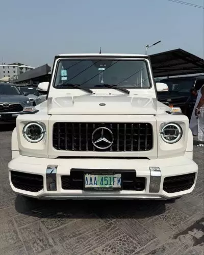 Mercedes-Benz G500
