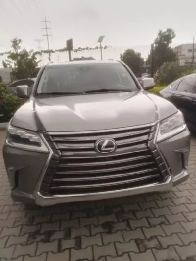 Lexus LX 570
