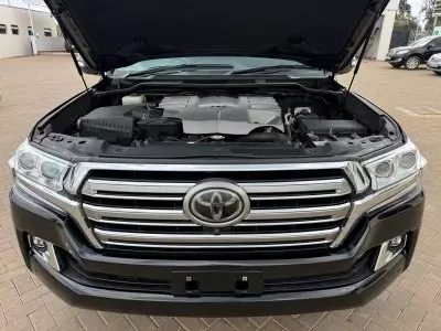 Toyota Landcruiser ZX